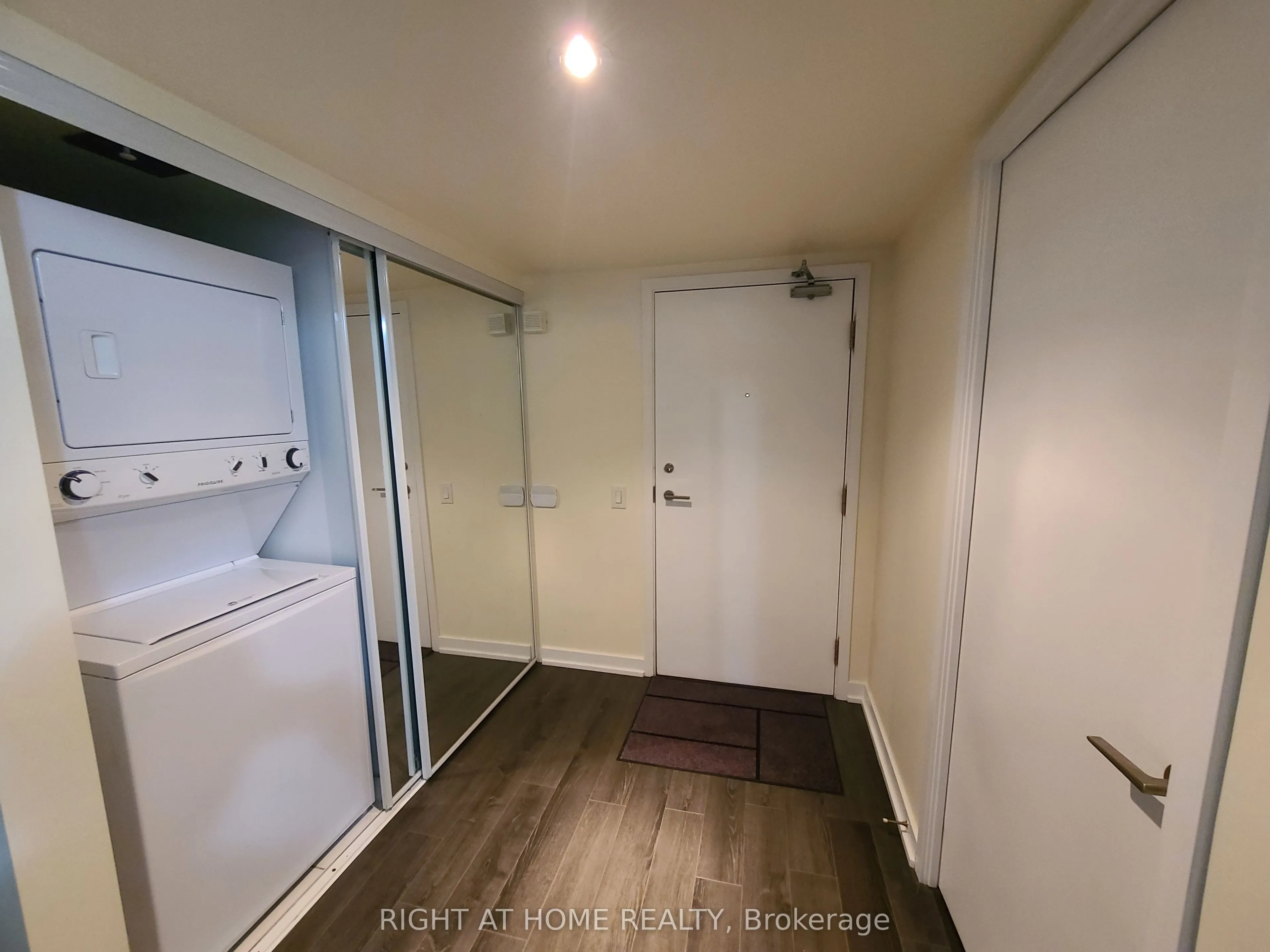 72 Esther Shiner Boulevard, #808