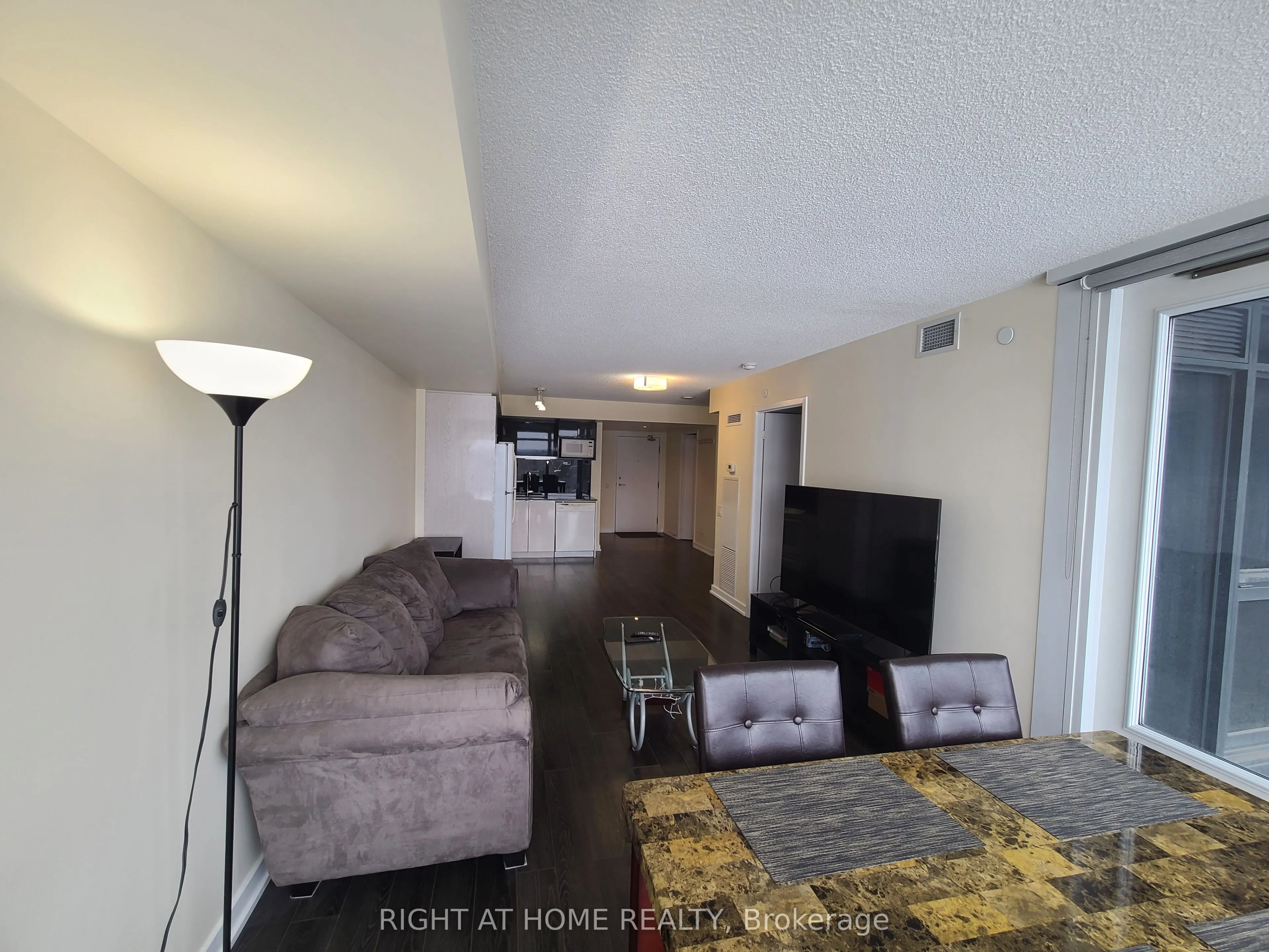 72 Esther Shiner Boulevard, #808