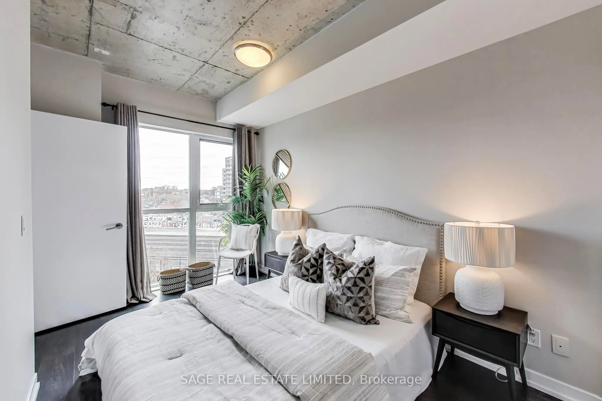 1205 Queen Street W, #604