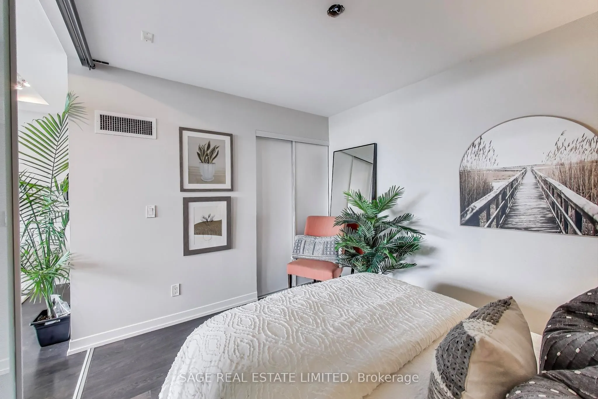 1205 Queen Street W, #604