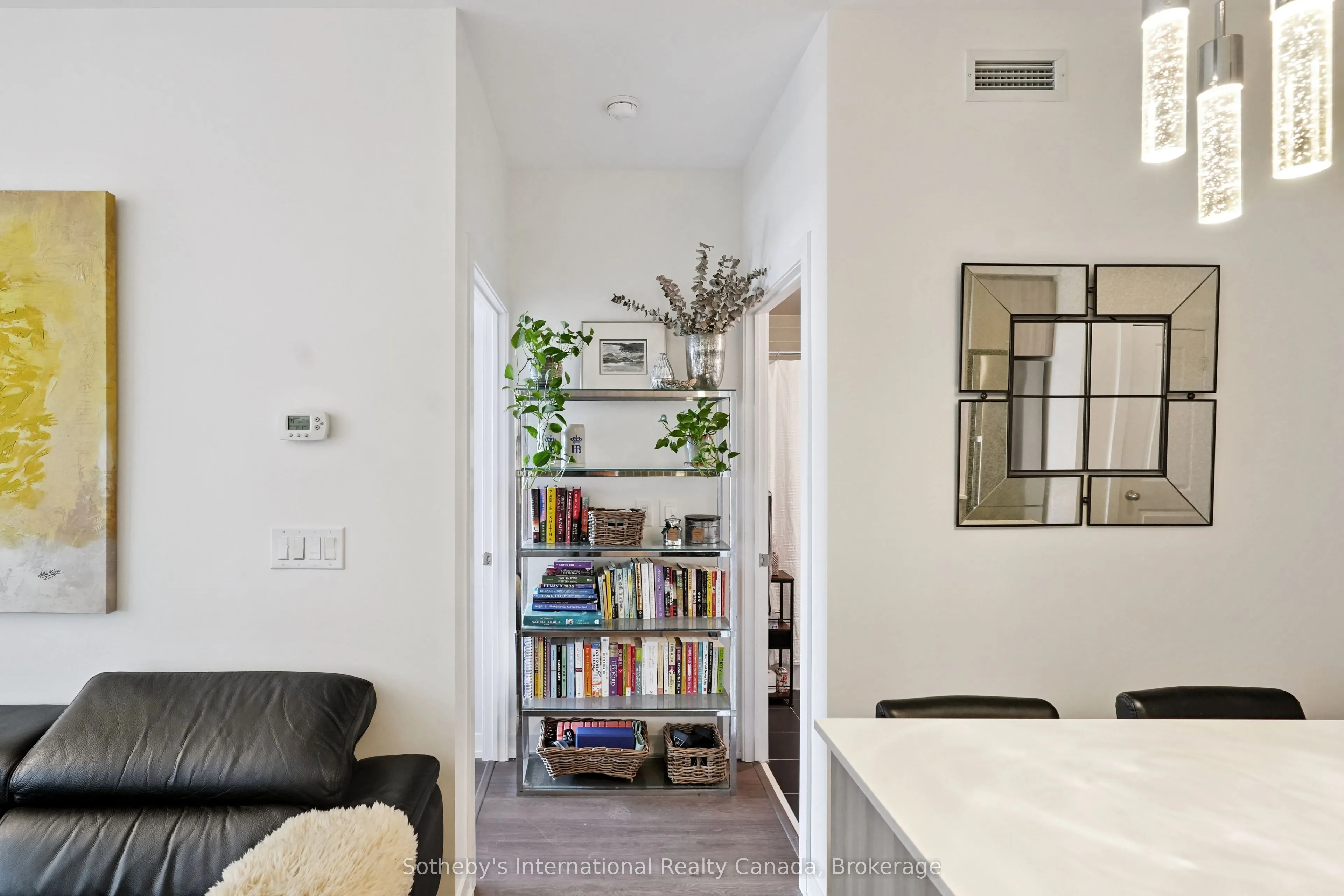 105 George Street, #903