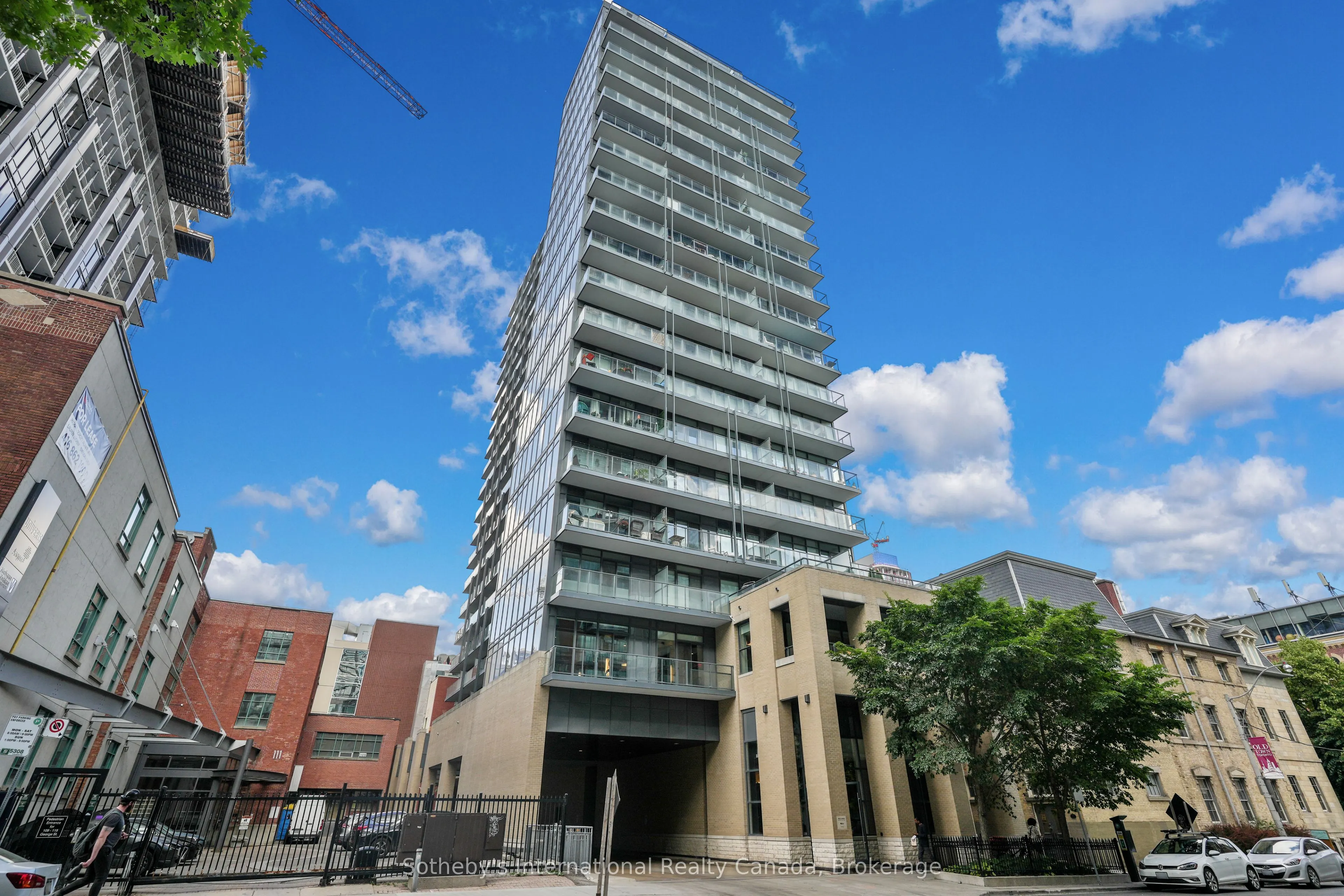 105 George Street, #903