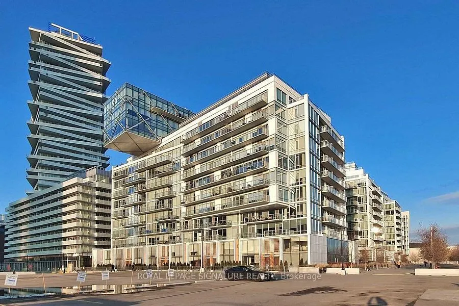 29 Queens Quay, #707