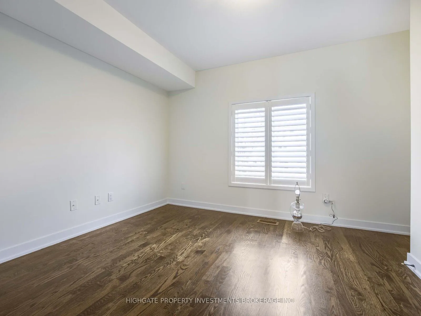 106 Mitchell Avenue