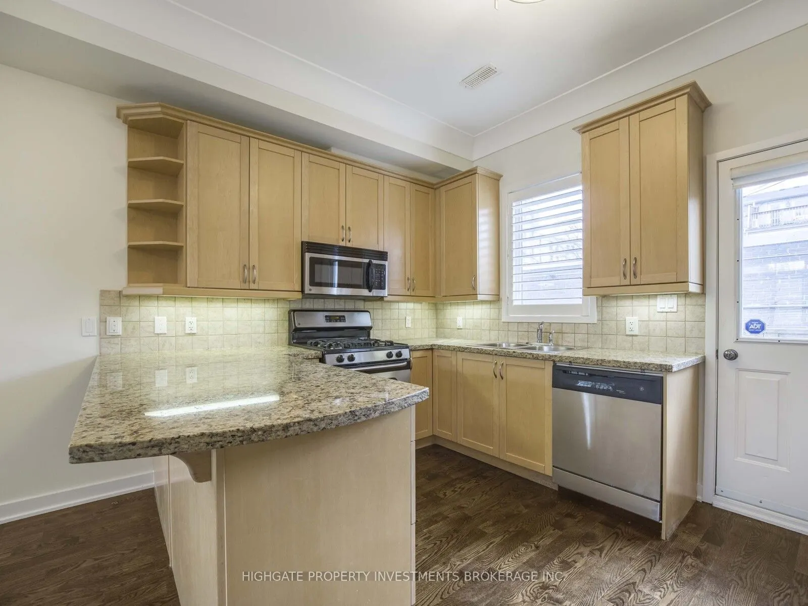 106 Mitchell Avenue