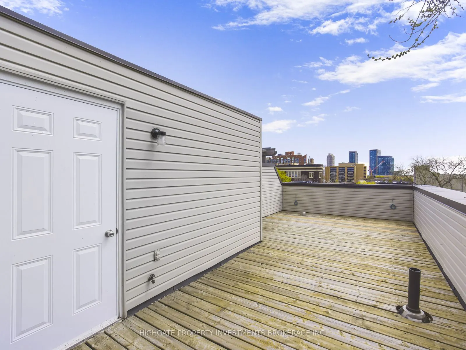 106 Mitchell Avenue