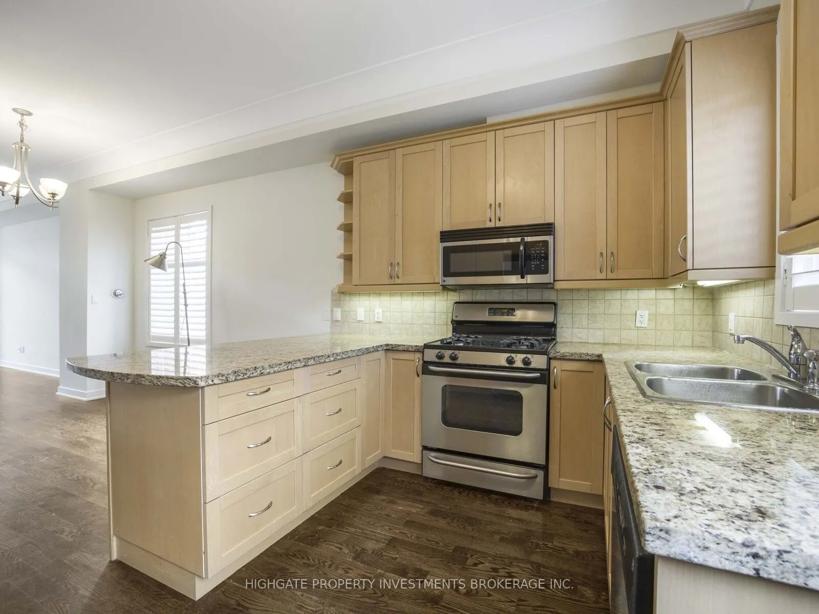 106 Mitchell Avenue