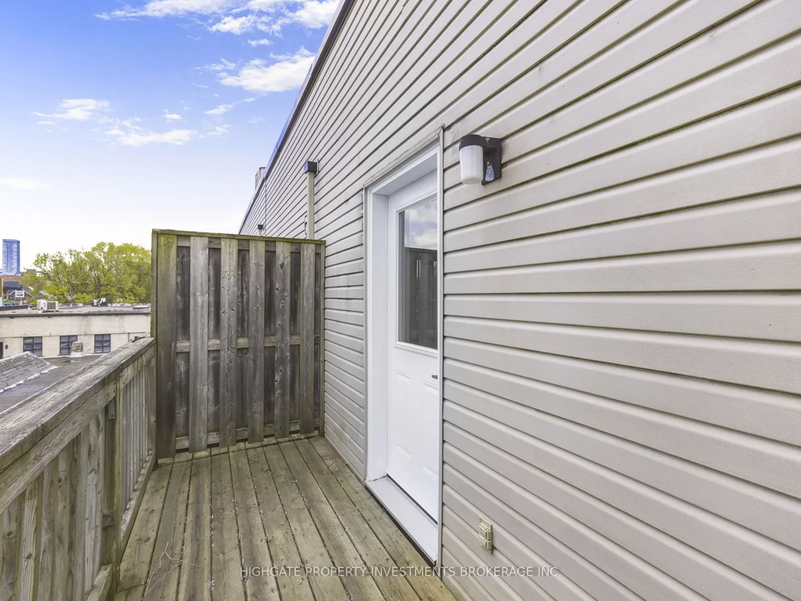 106 Mitchell Avenue