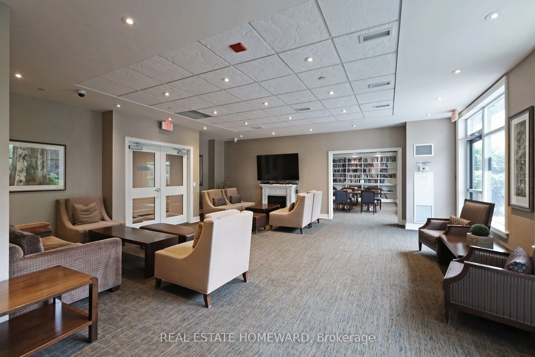 701 Sheppard Avenue W, #302