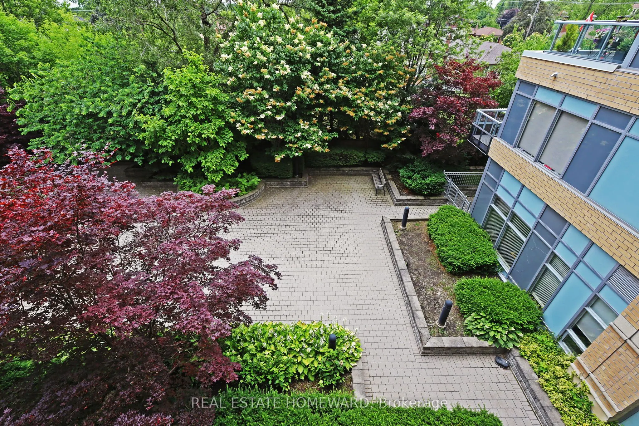 701 Sheppard Avenue W, #302