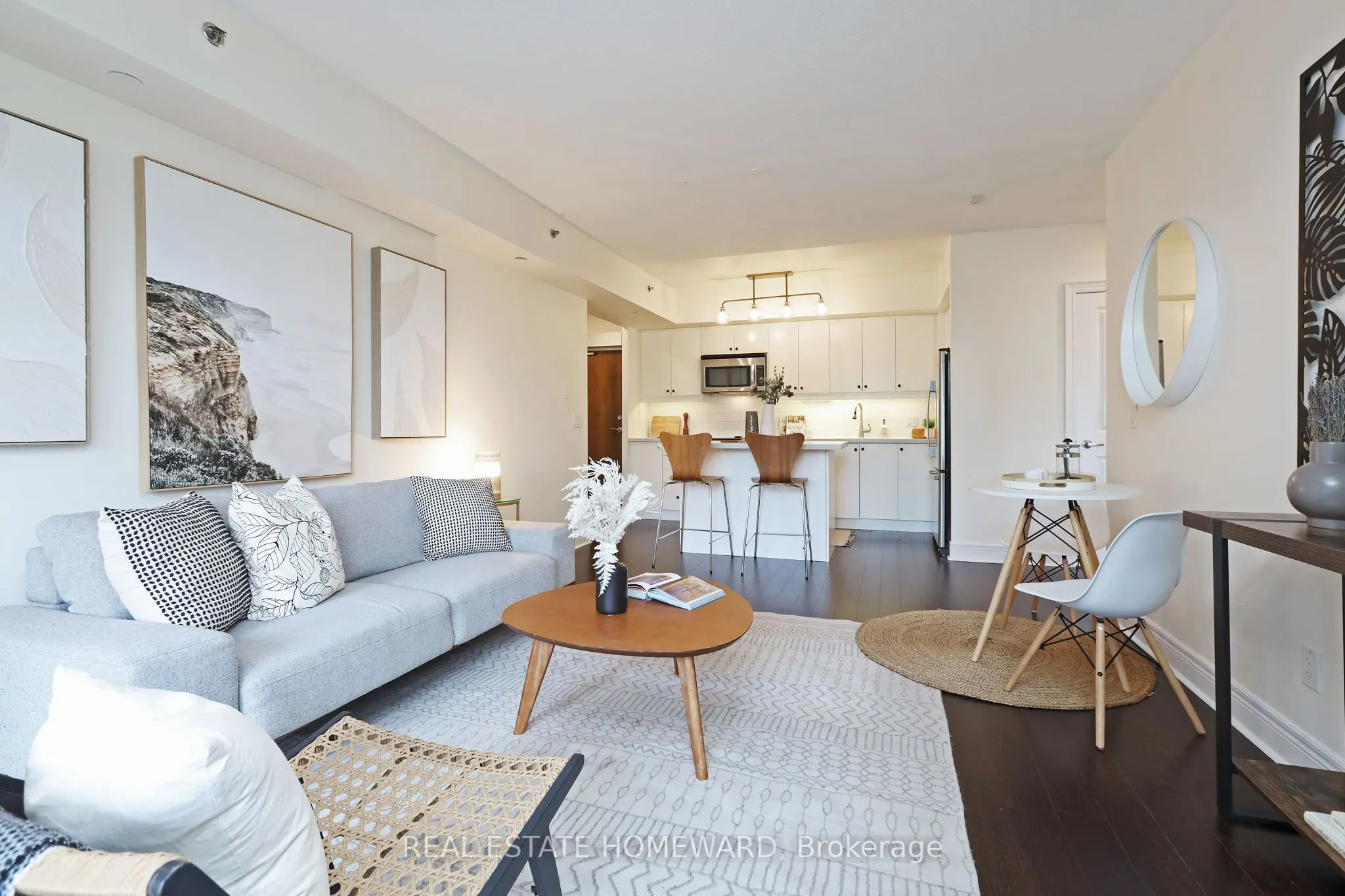 701 Sheppard Avenue W, #302