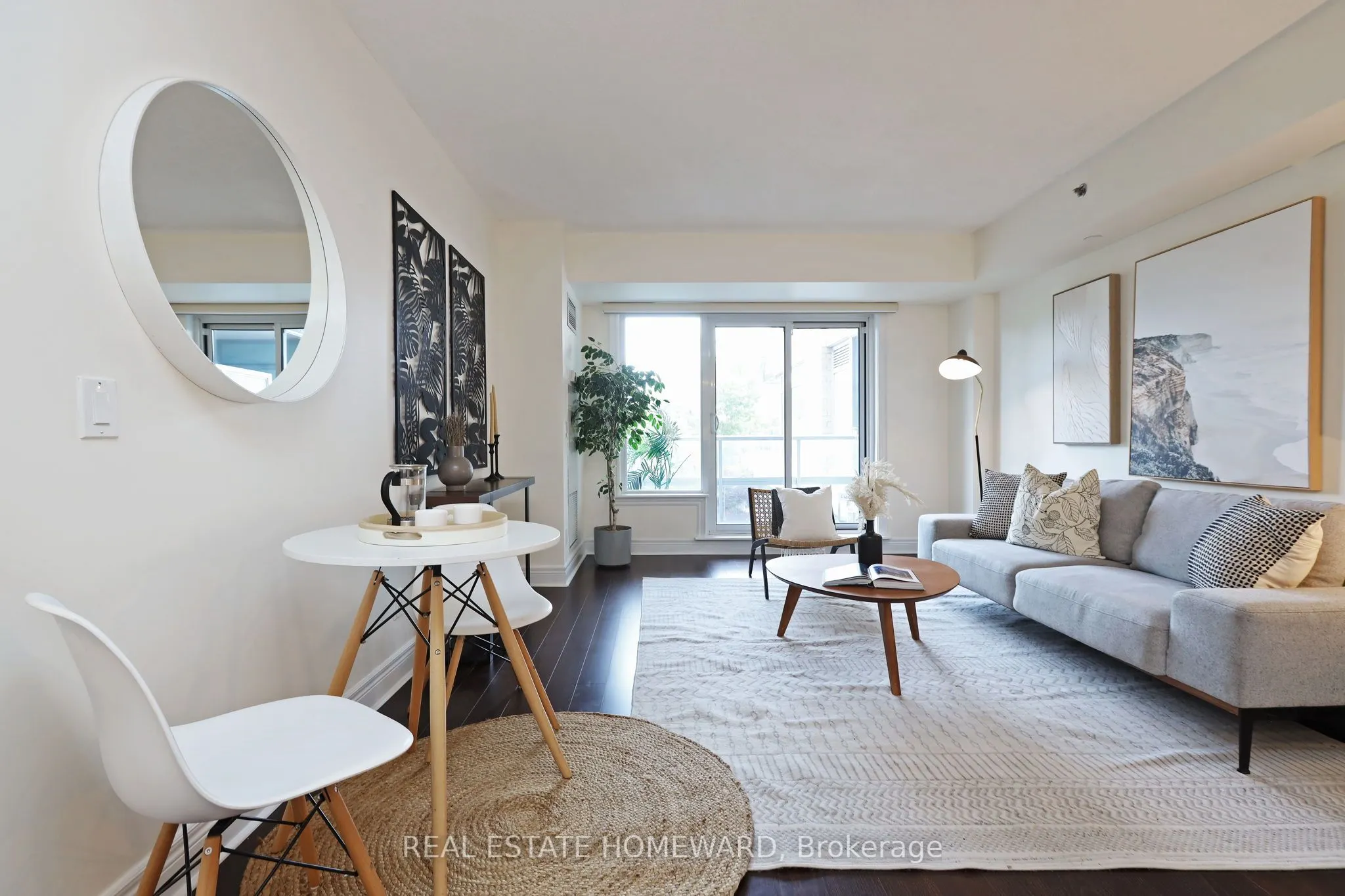 701 Sheppard Avenue W, #302