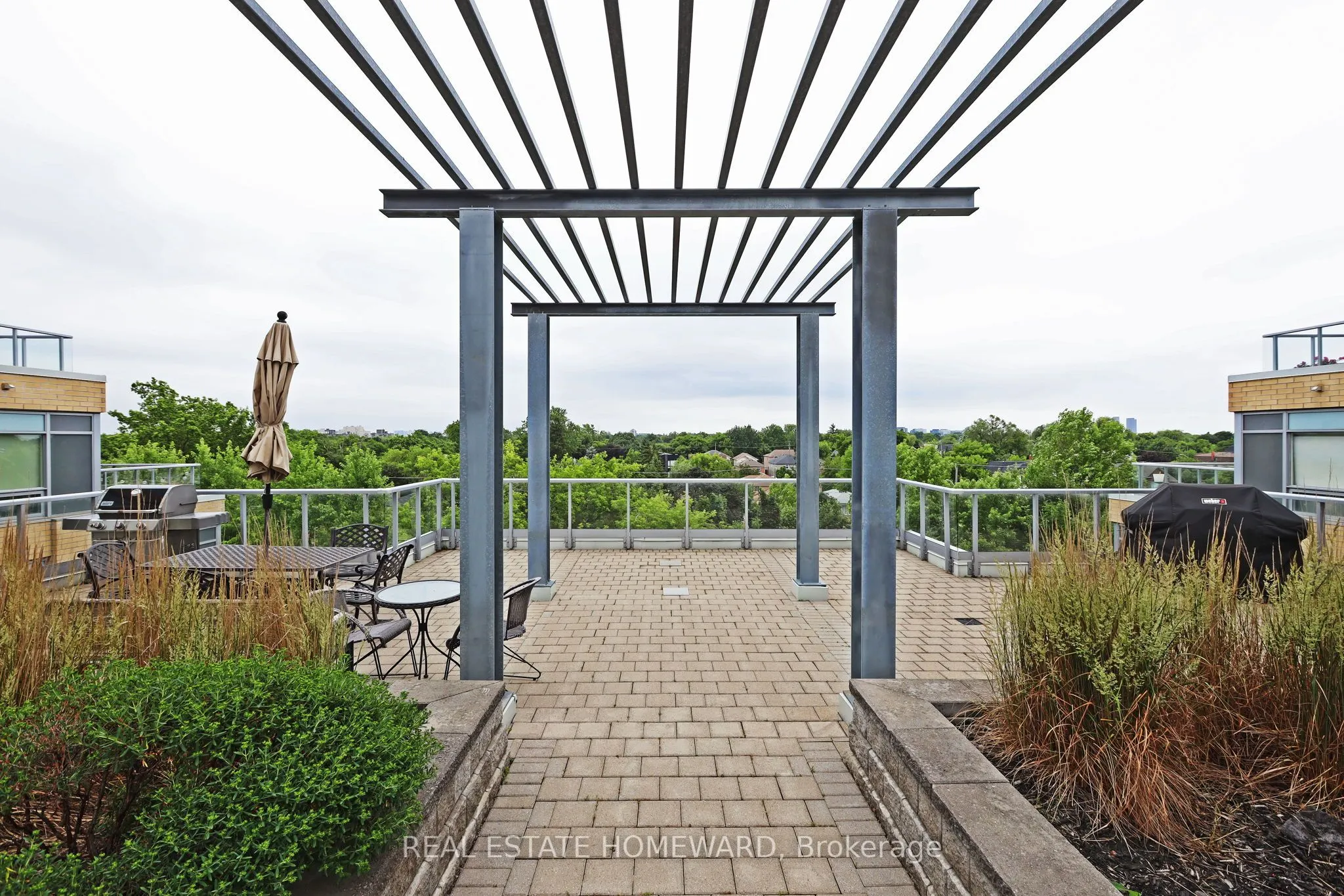 701 Sheppard Avenue W, #302