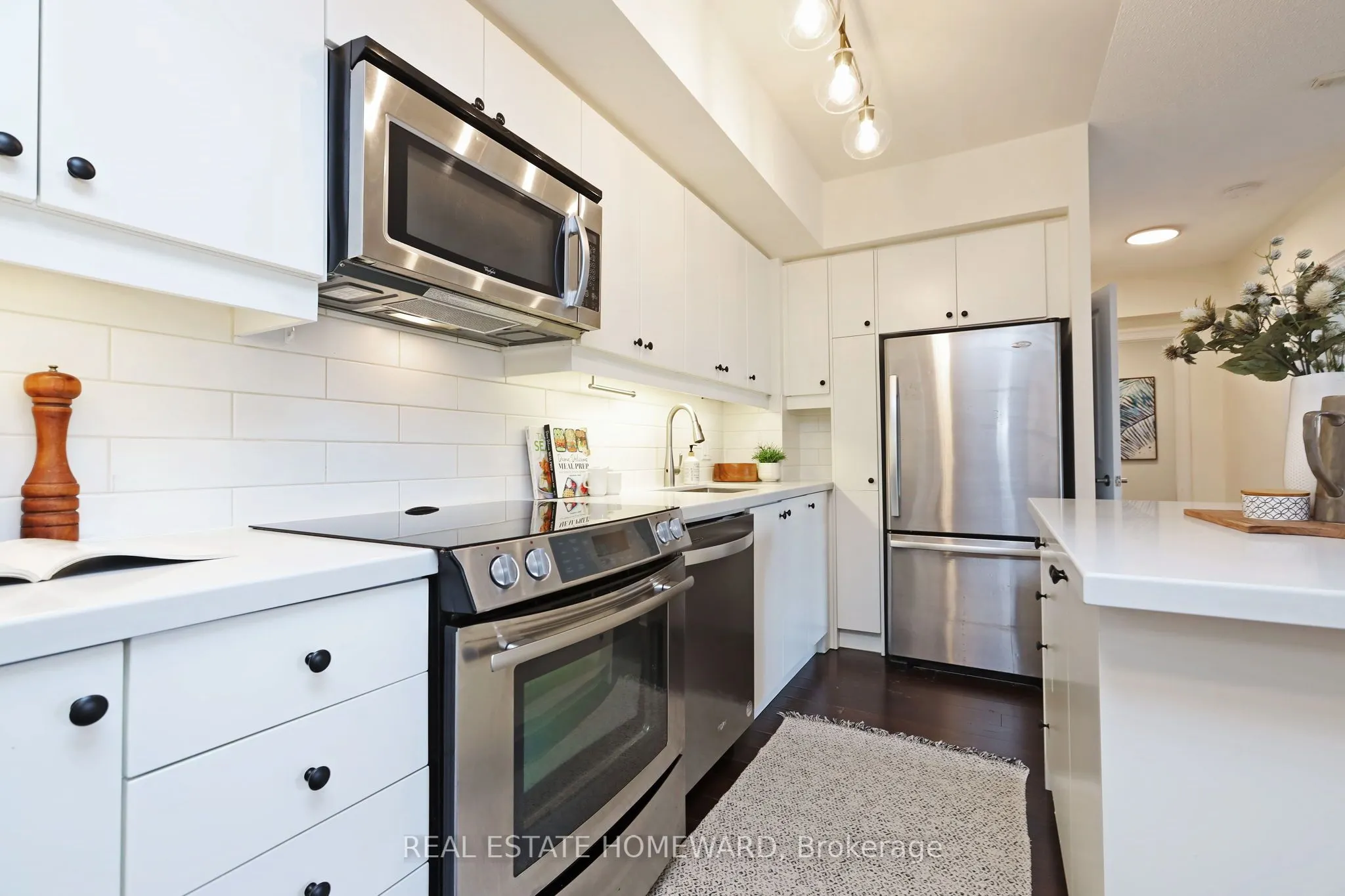 701 Sheppard Avenue W, #302