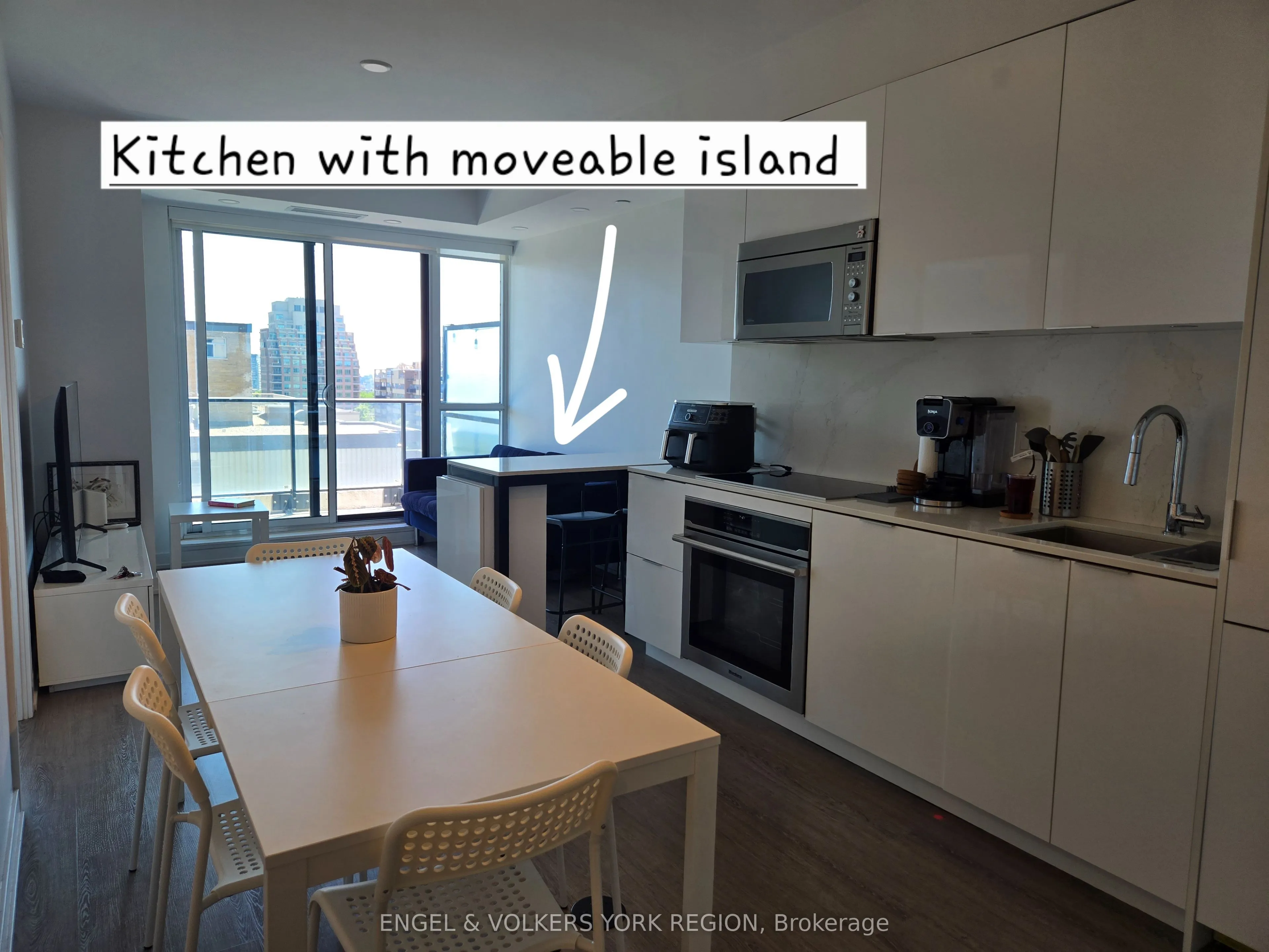 609 Avenue Road #1105