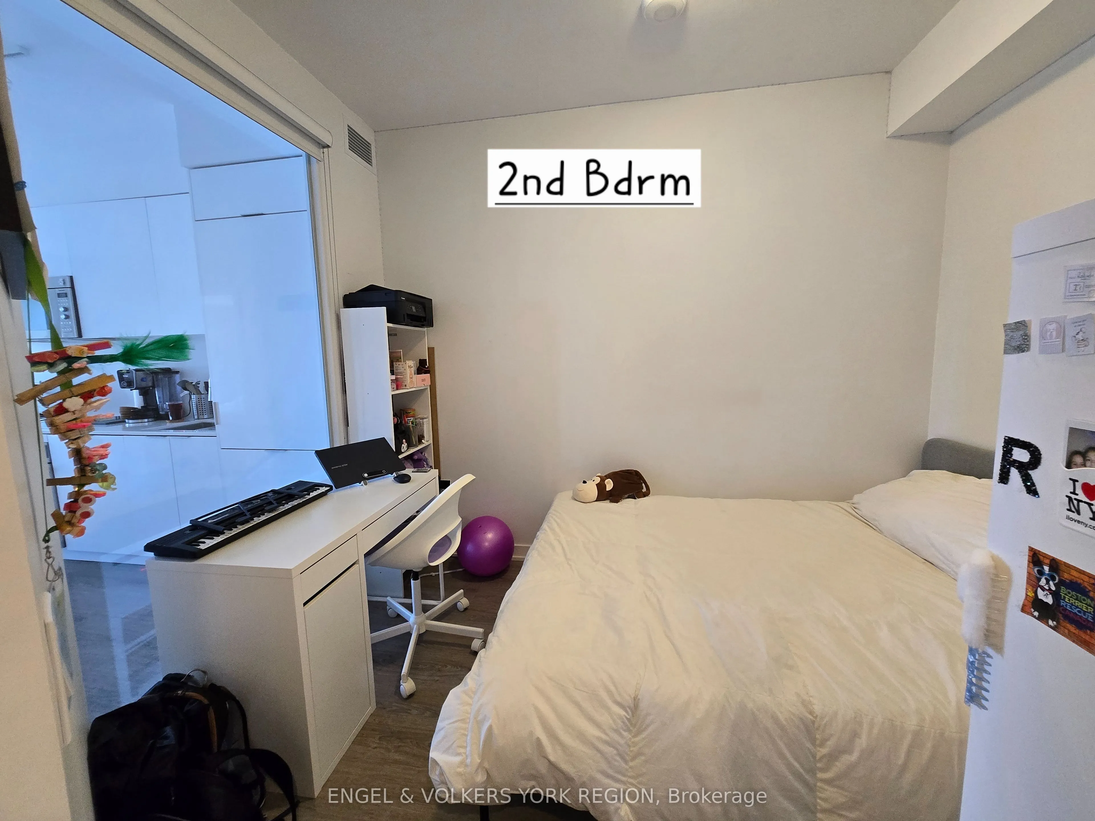 609 Avenue Road #1105