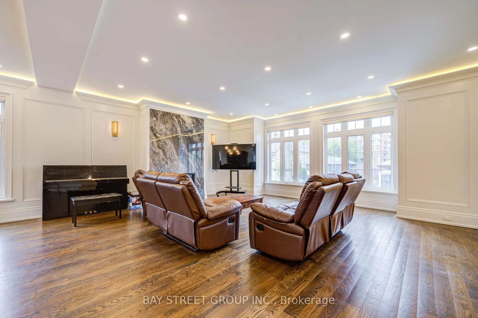 149 Alexis Boulevard