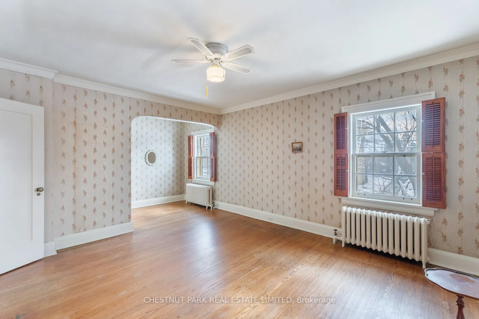 12 Glenview Avenue