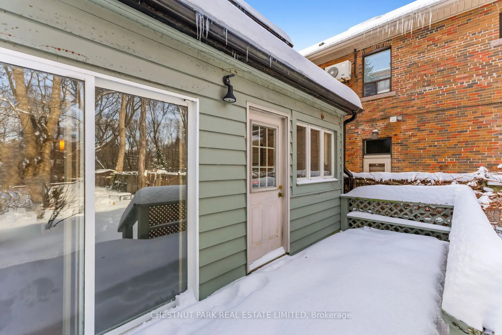 12 Glenview Avenue