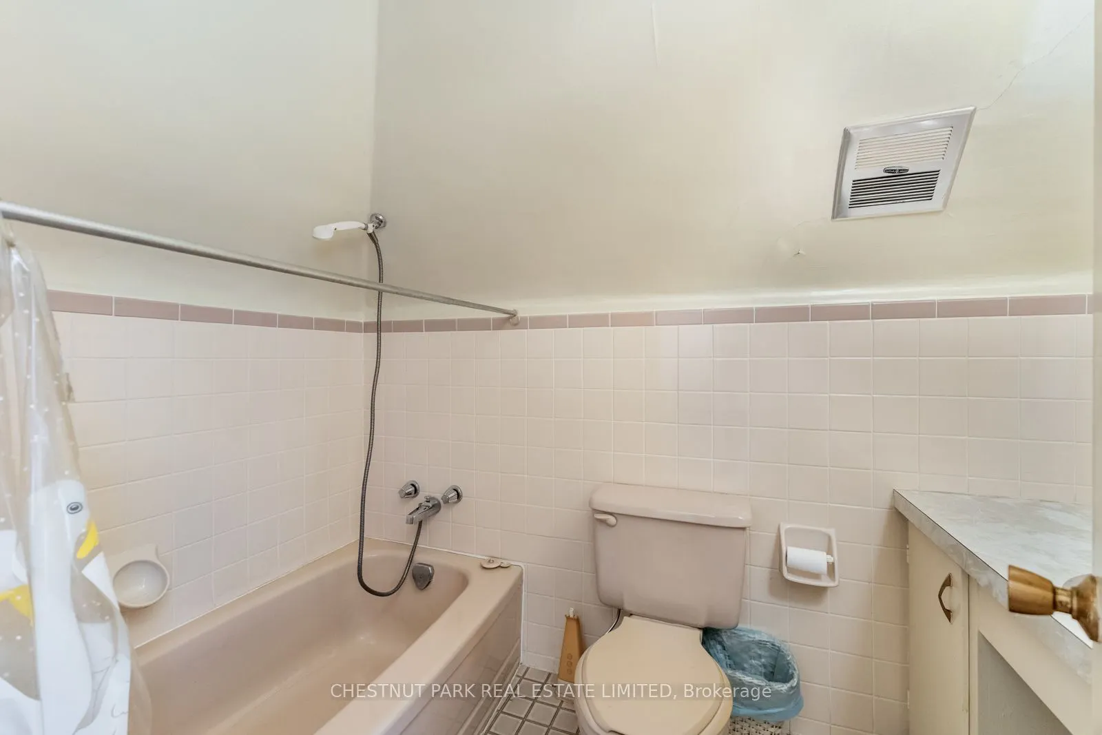 12 Glenview Avenue
