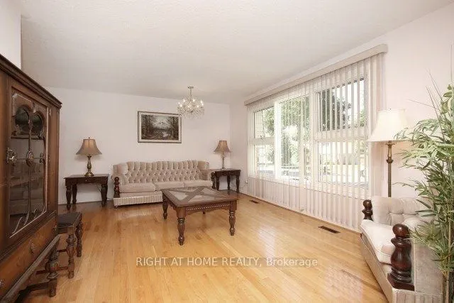 62 Cherrystone Drive