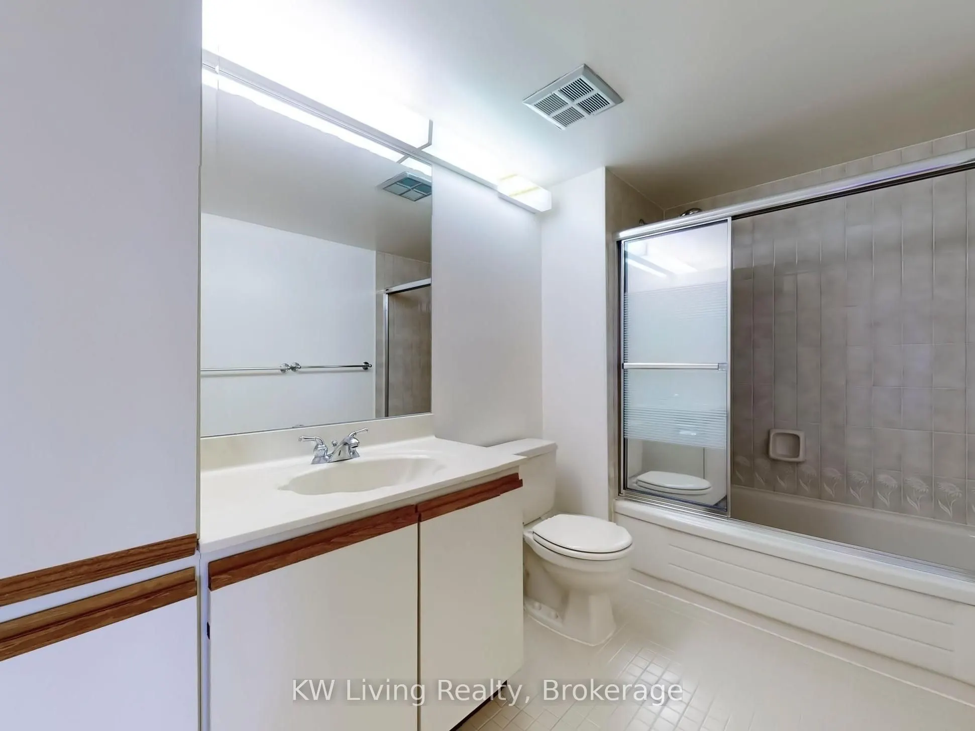 62 Wellesley Street W, #1206