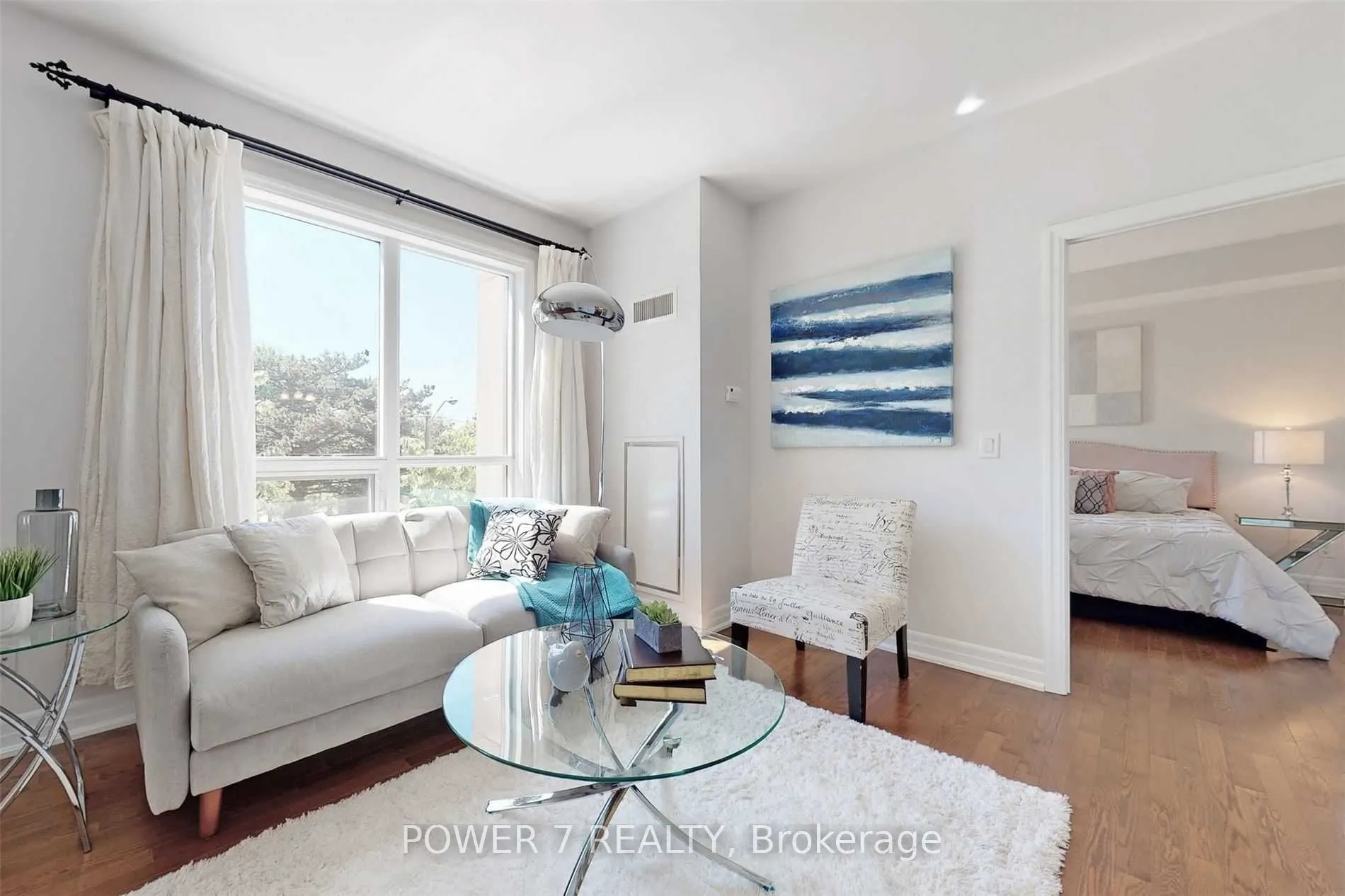 15 Rean Drive, #204