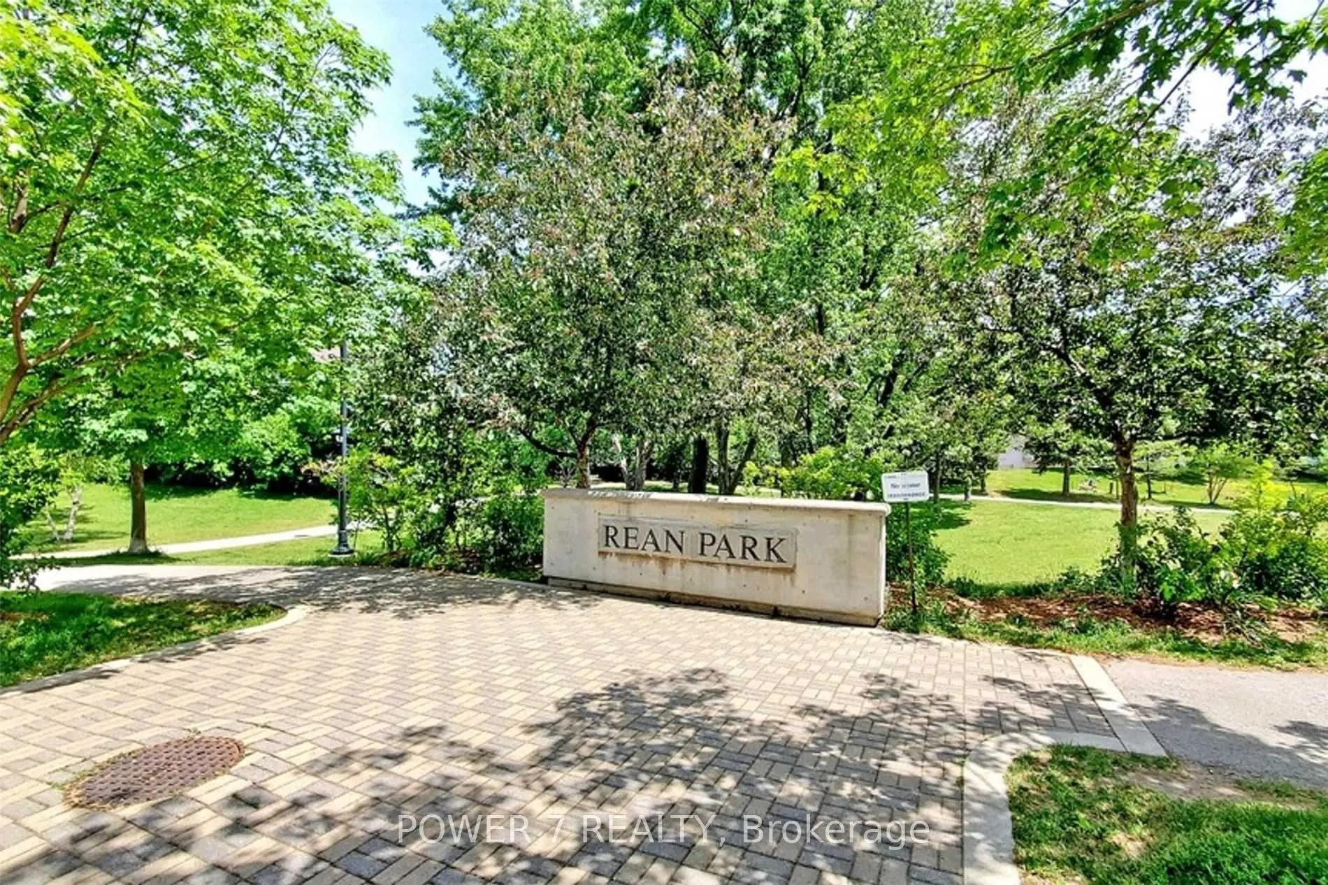 15 Rean Drive, #204