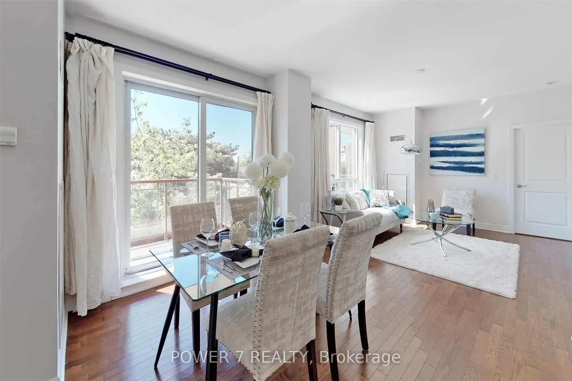 15 Rean Drive, #204