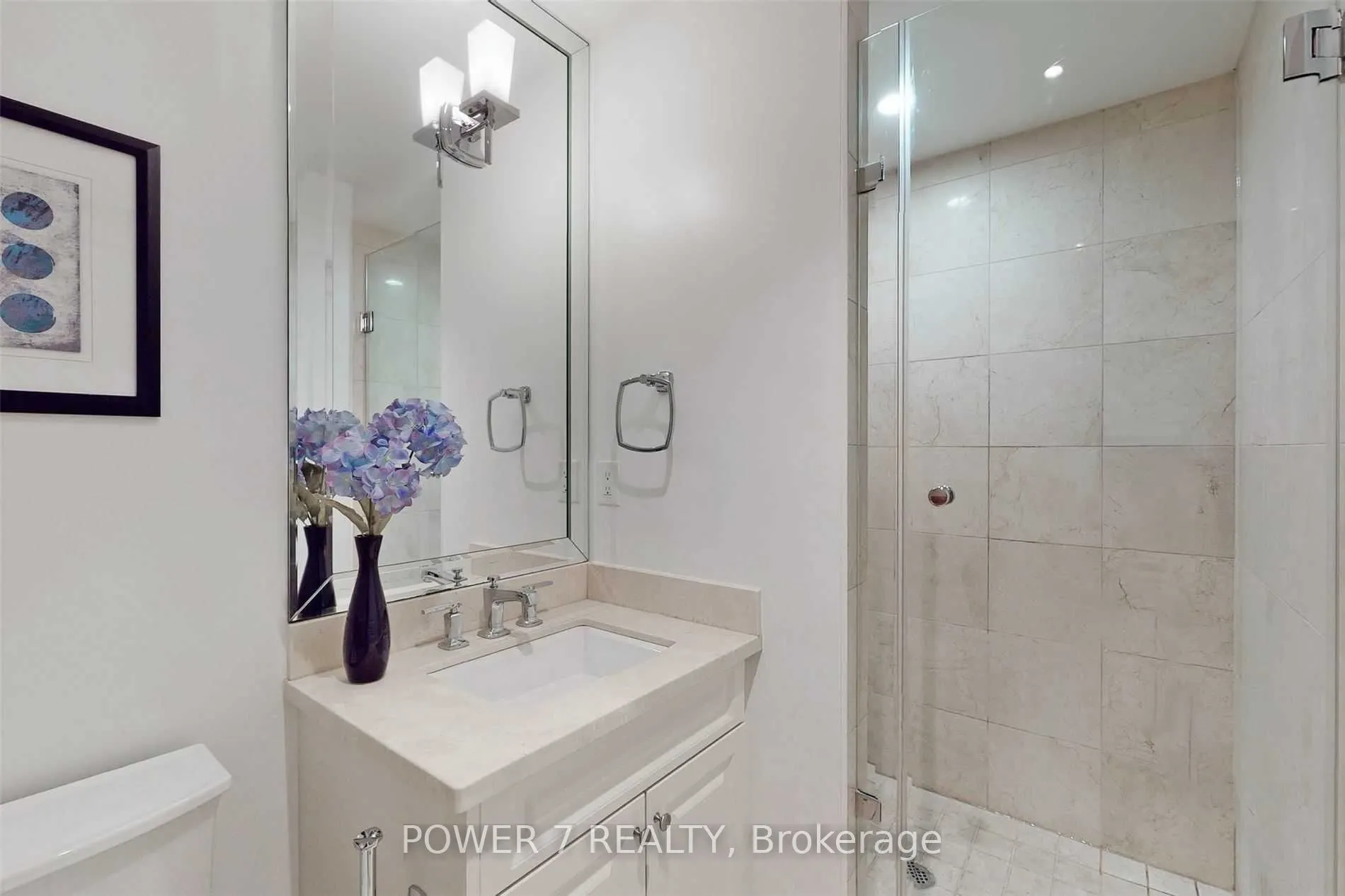15 Rean Drive, #204