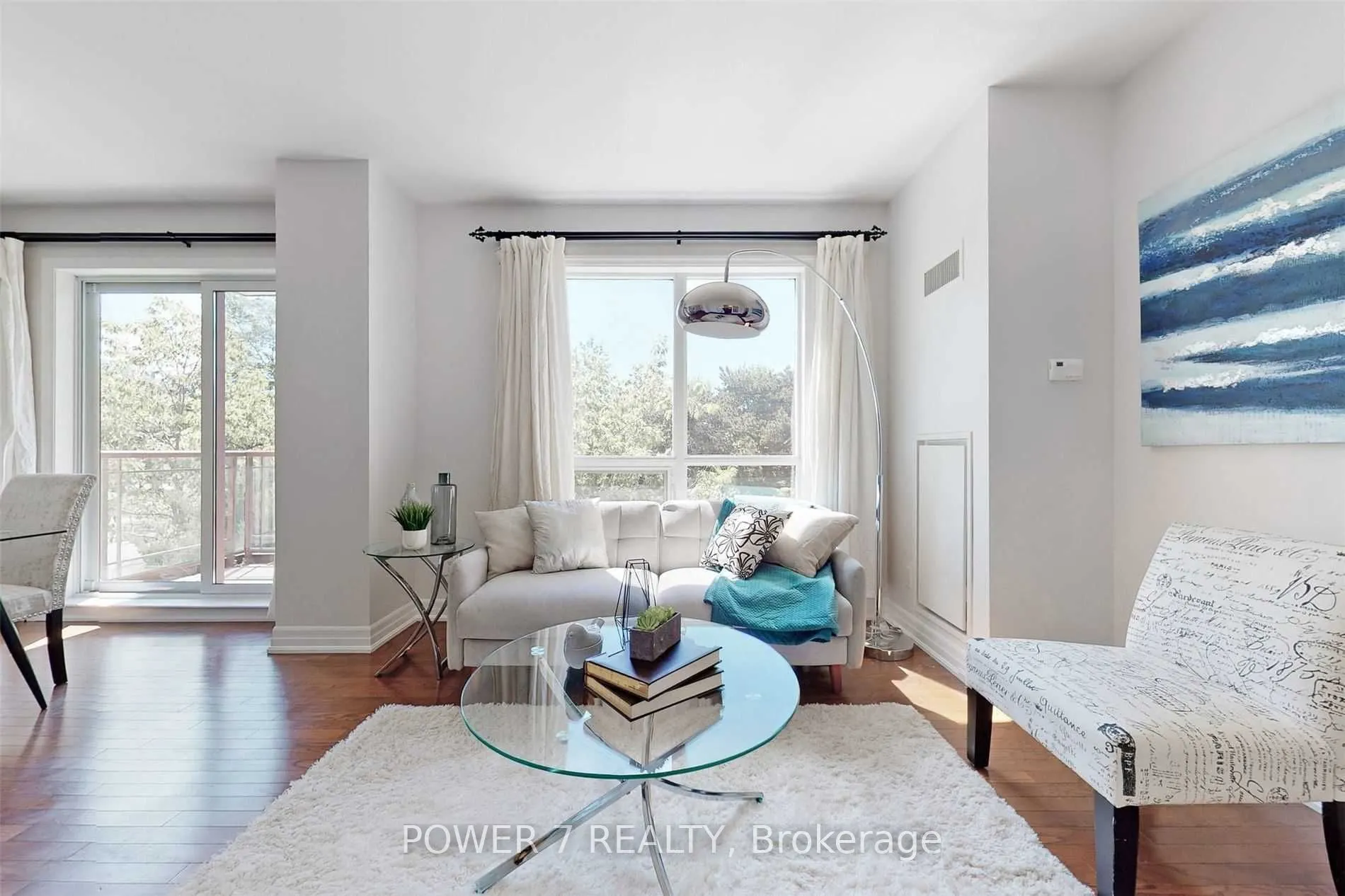 15 Rean Drive, #204
