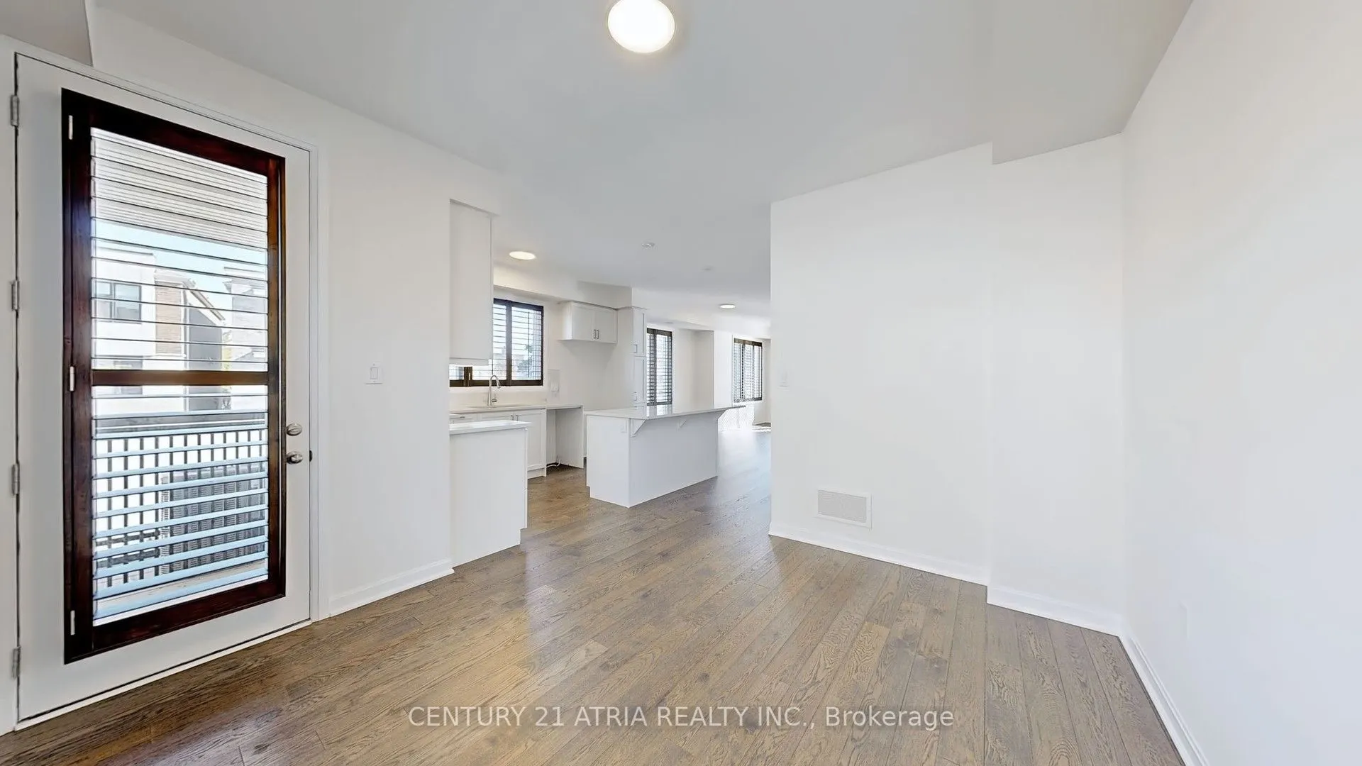 205 The Donway East