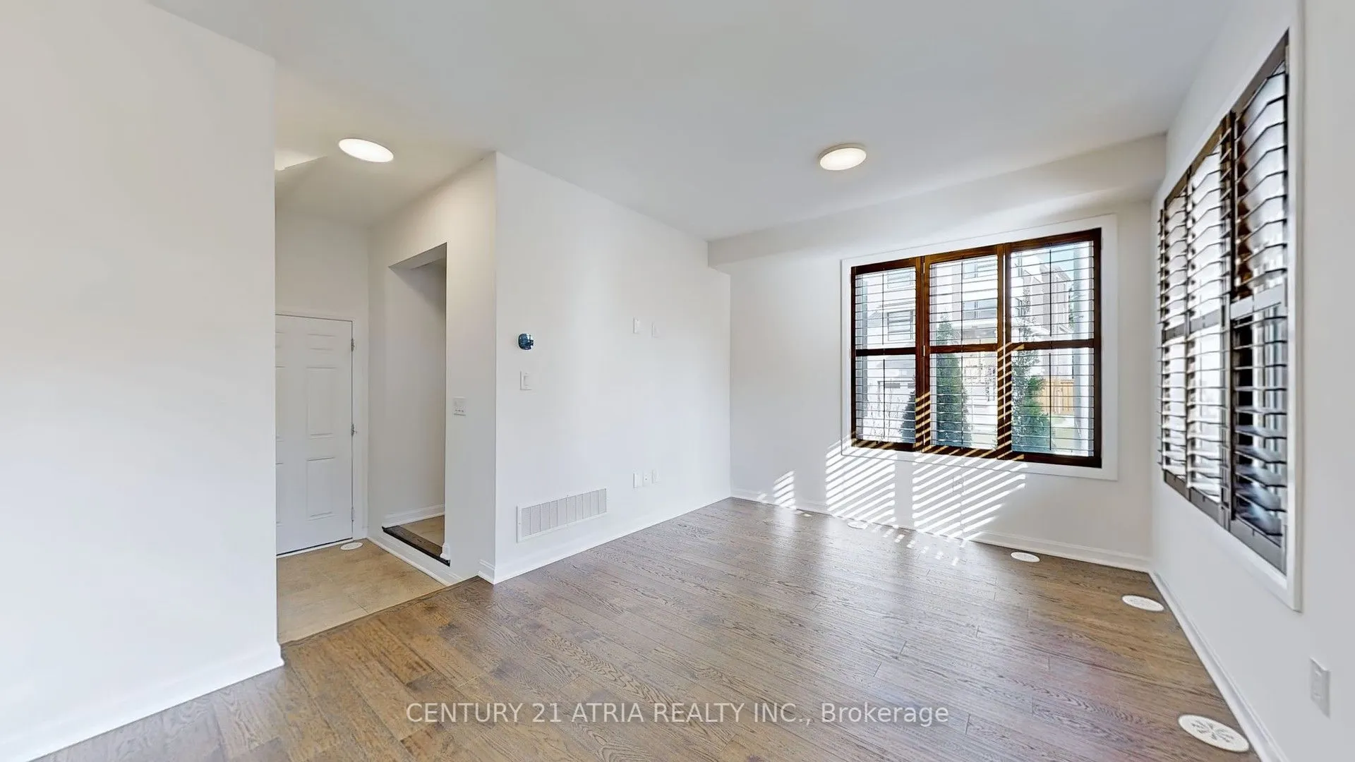 205 The Donway East