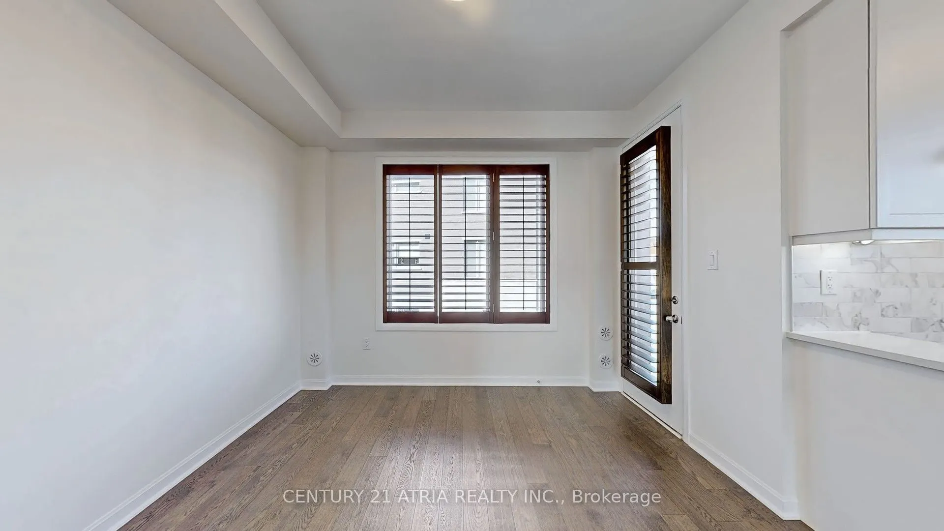 205 The Donway East