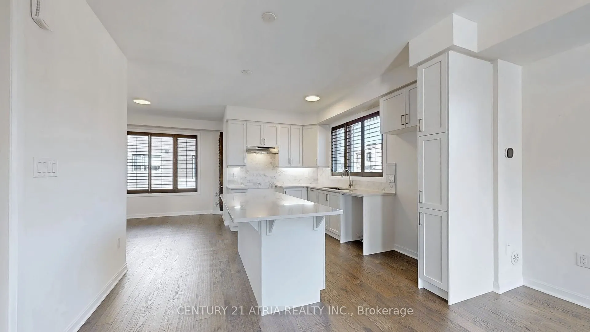 205 The Donway East