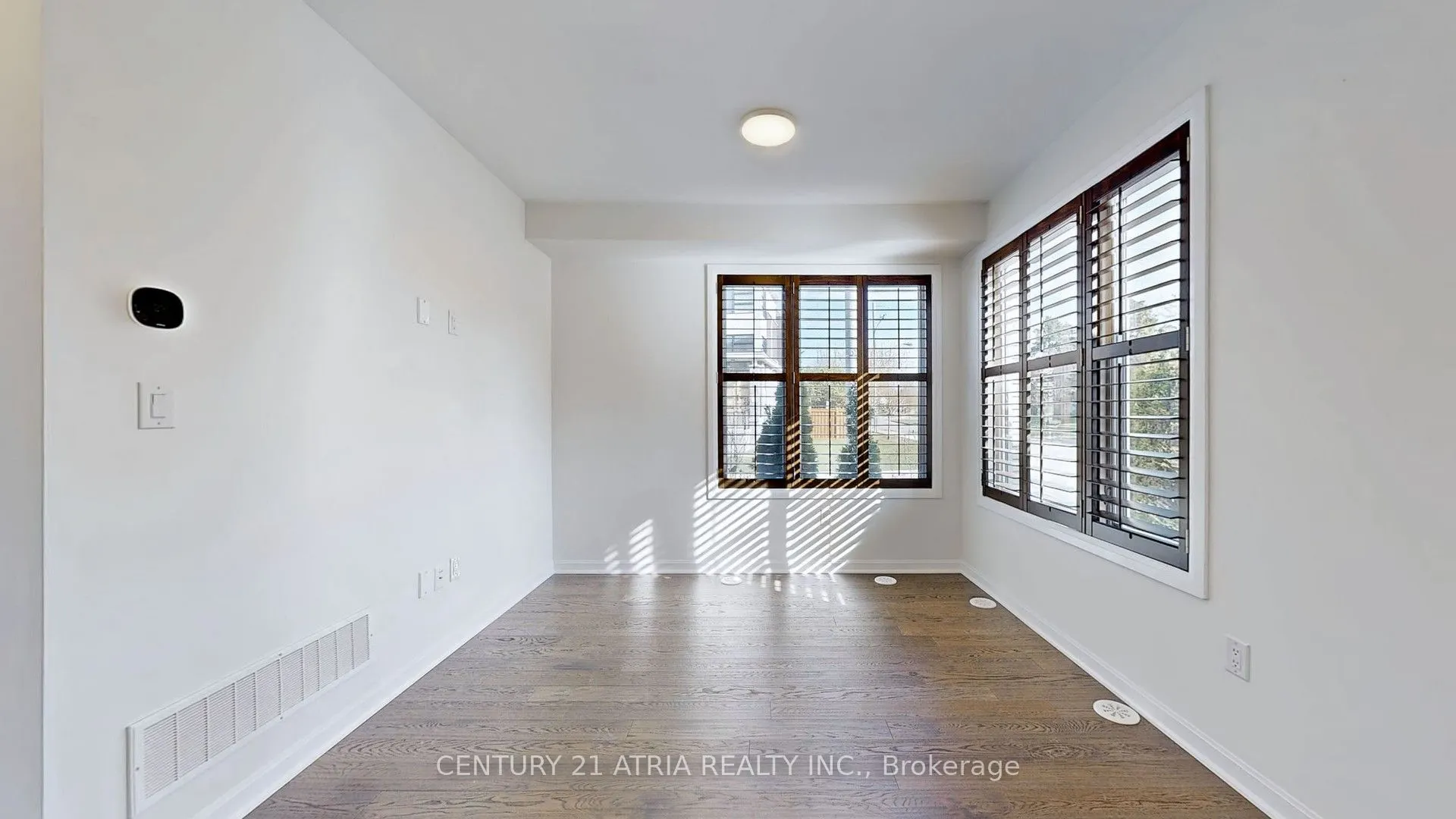 205 The Donway East