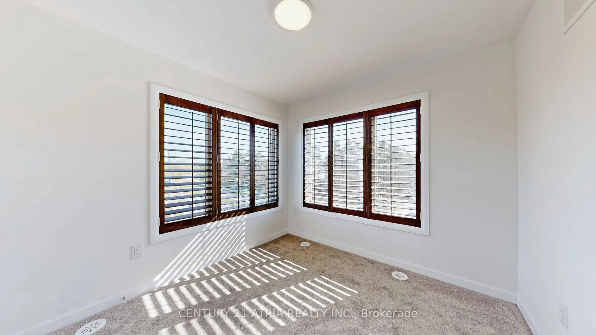 205 The Donway East