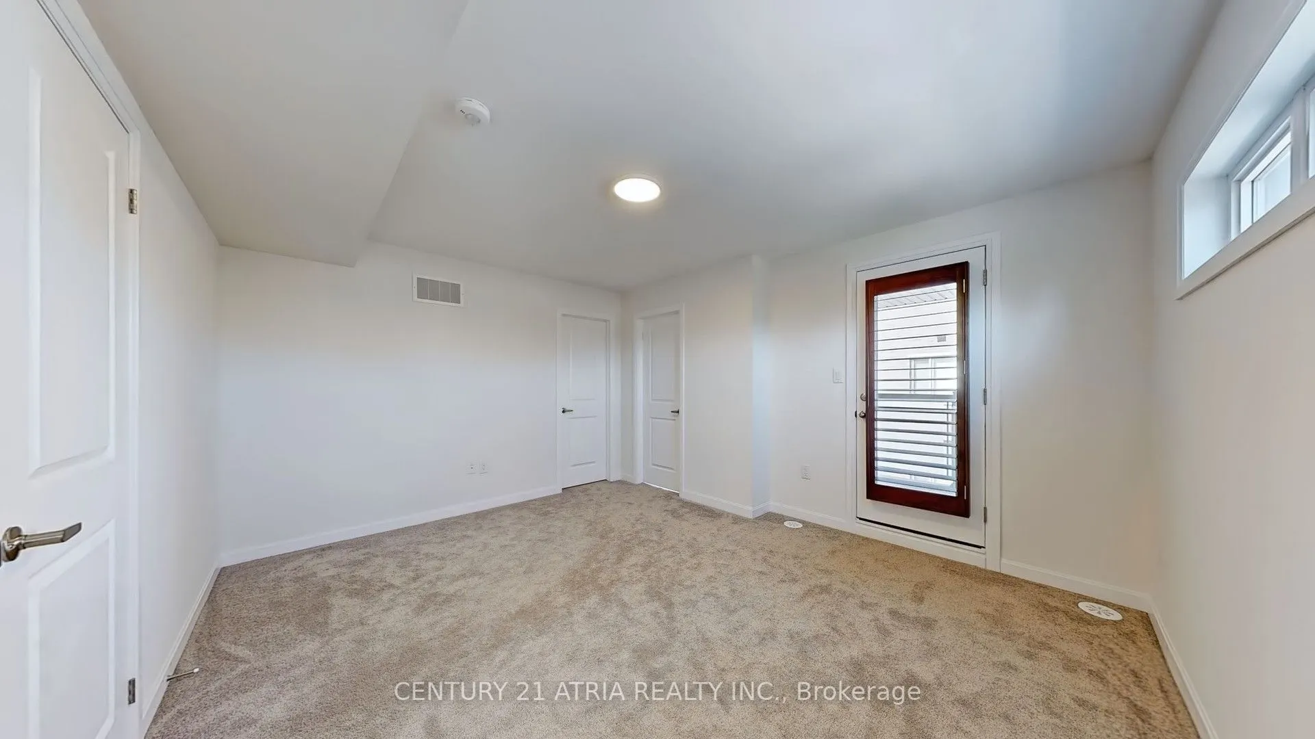 205 The Donway East