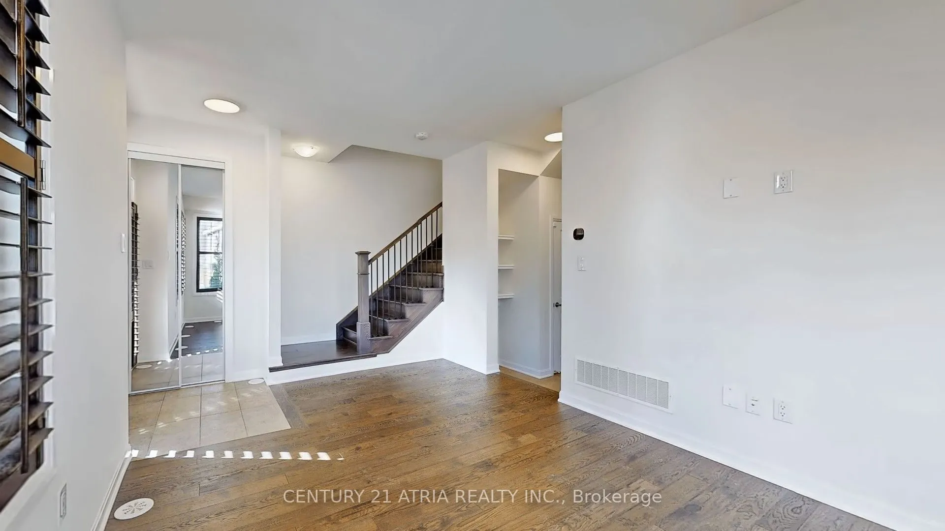 205 The Donway East