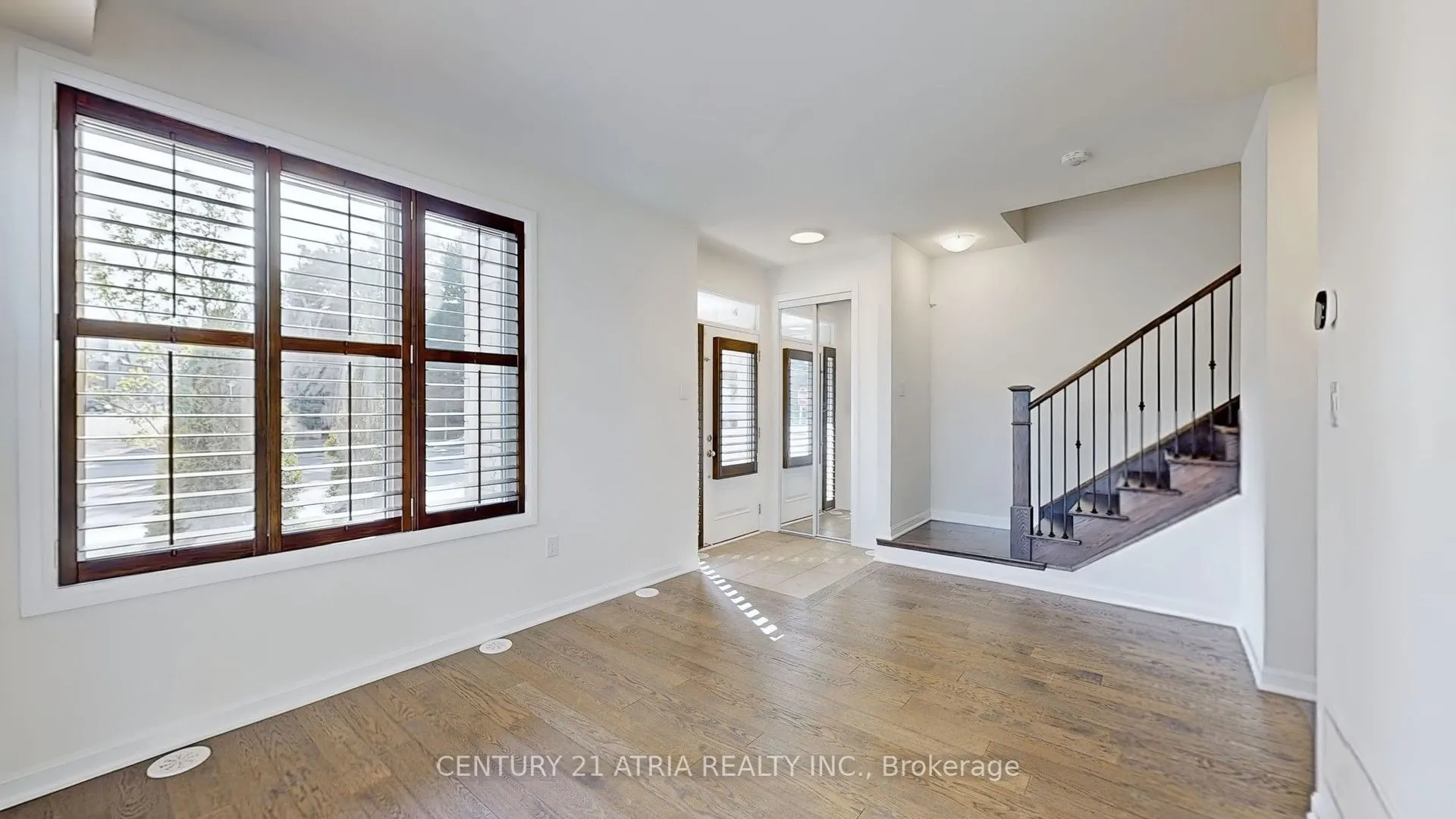 205 The Donway East