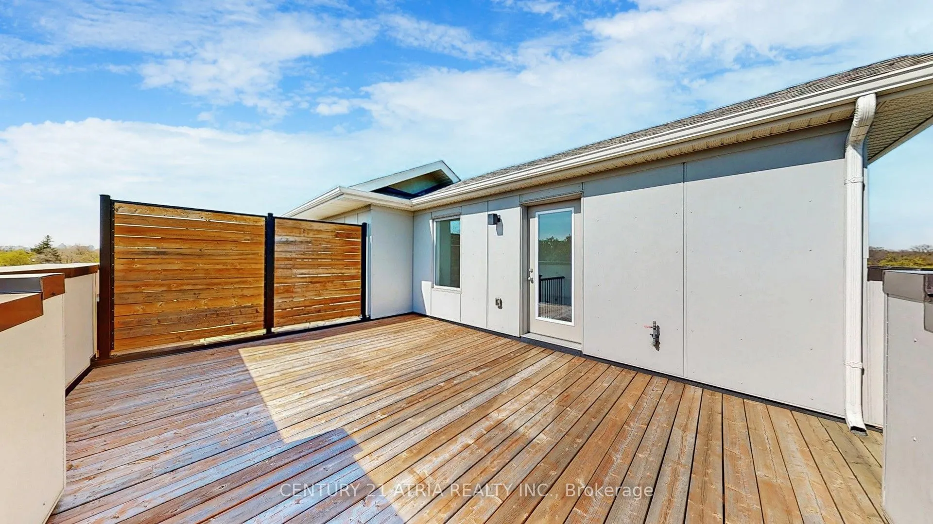 205 The Donway East