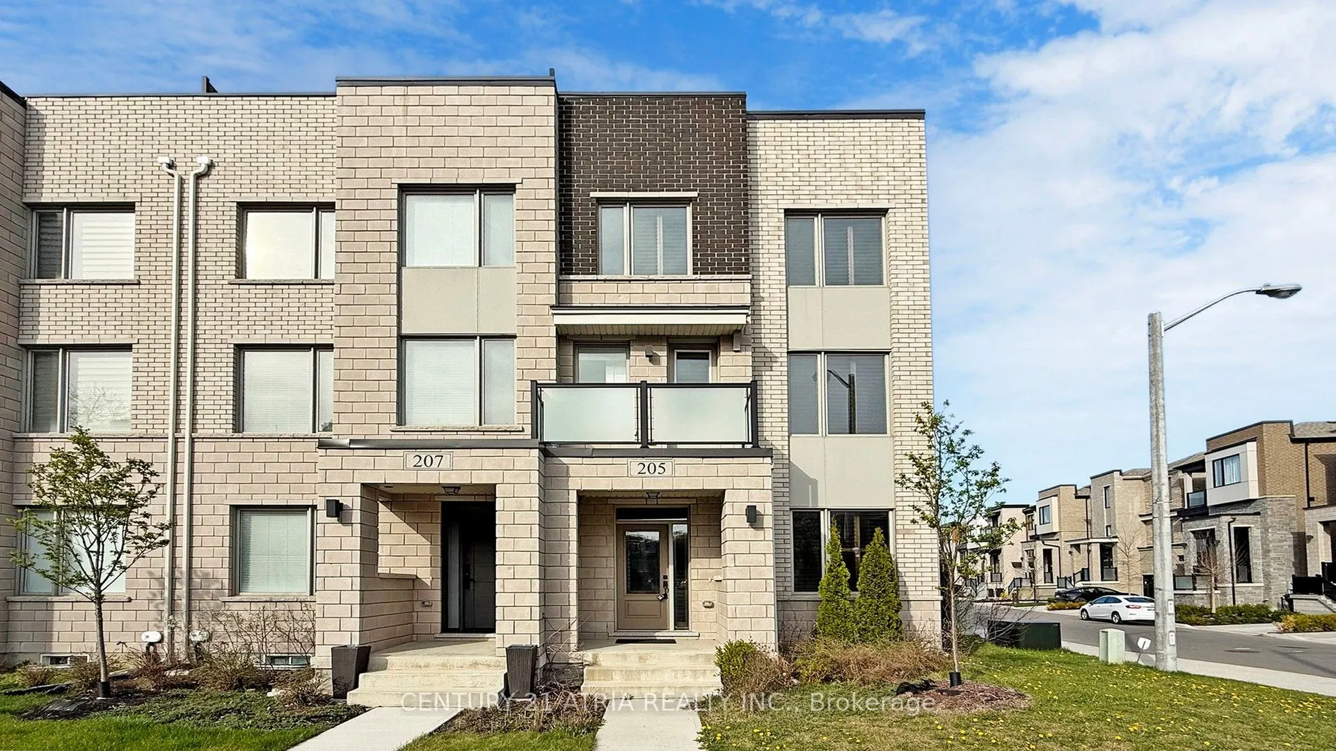 205 The Donway East