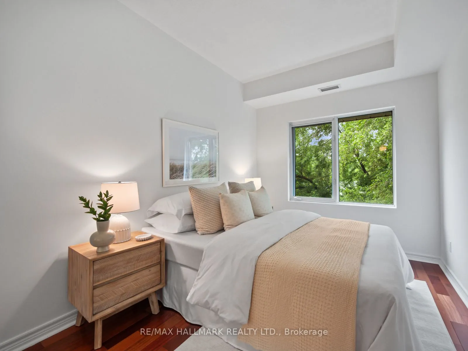 211 Randolph Road, #413