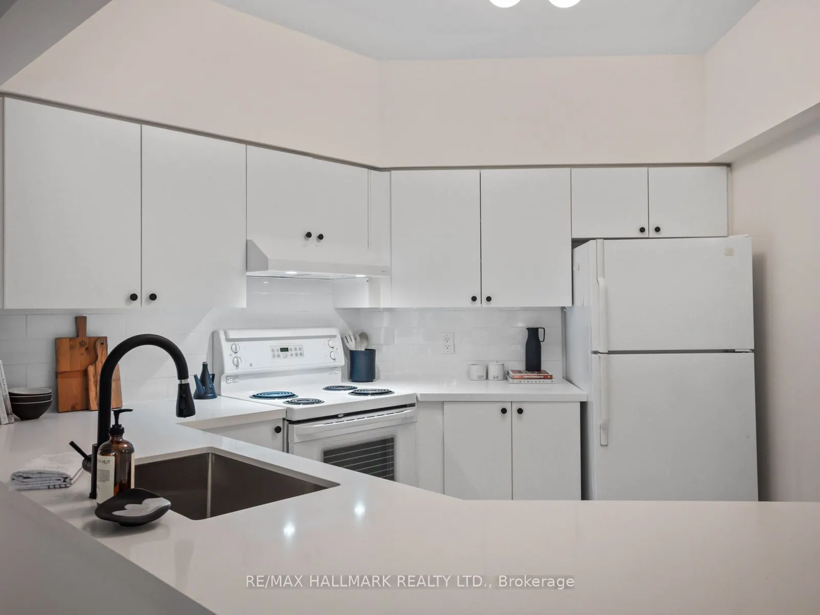 211 Randolph Road, #413