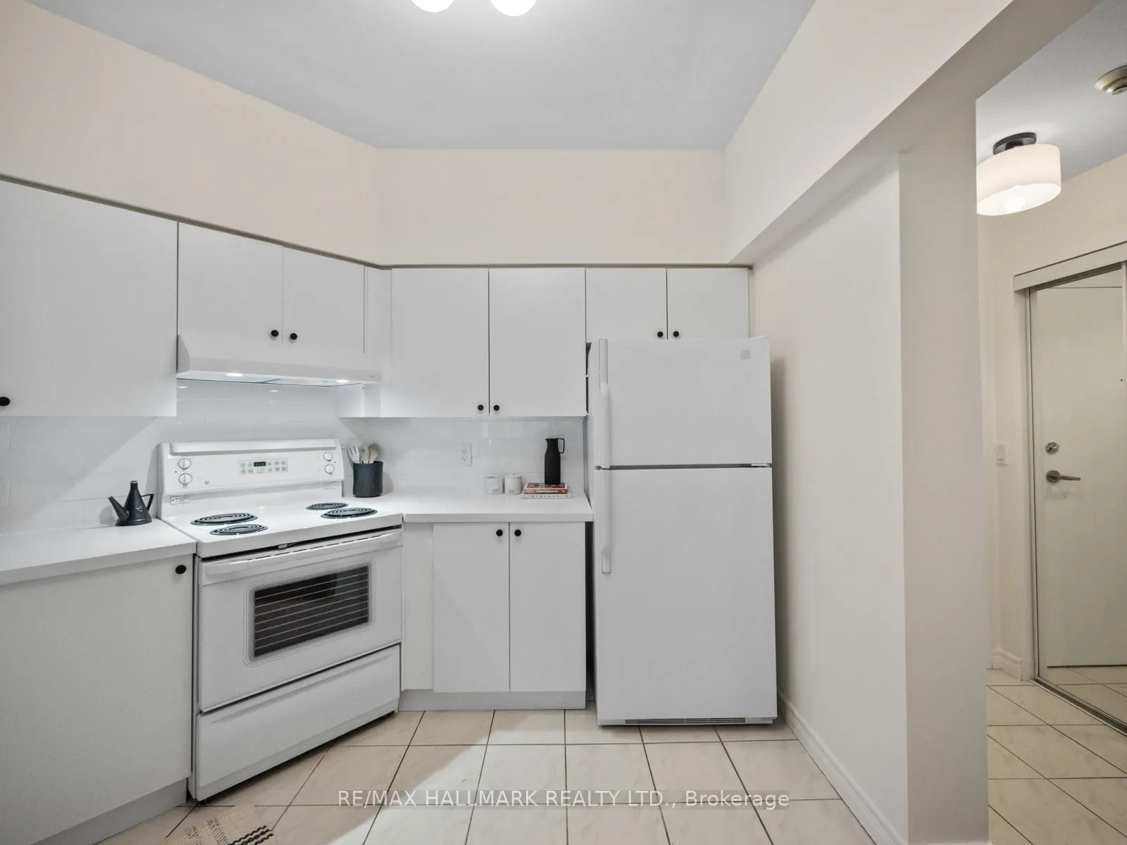 211 Randolph Road, #413