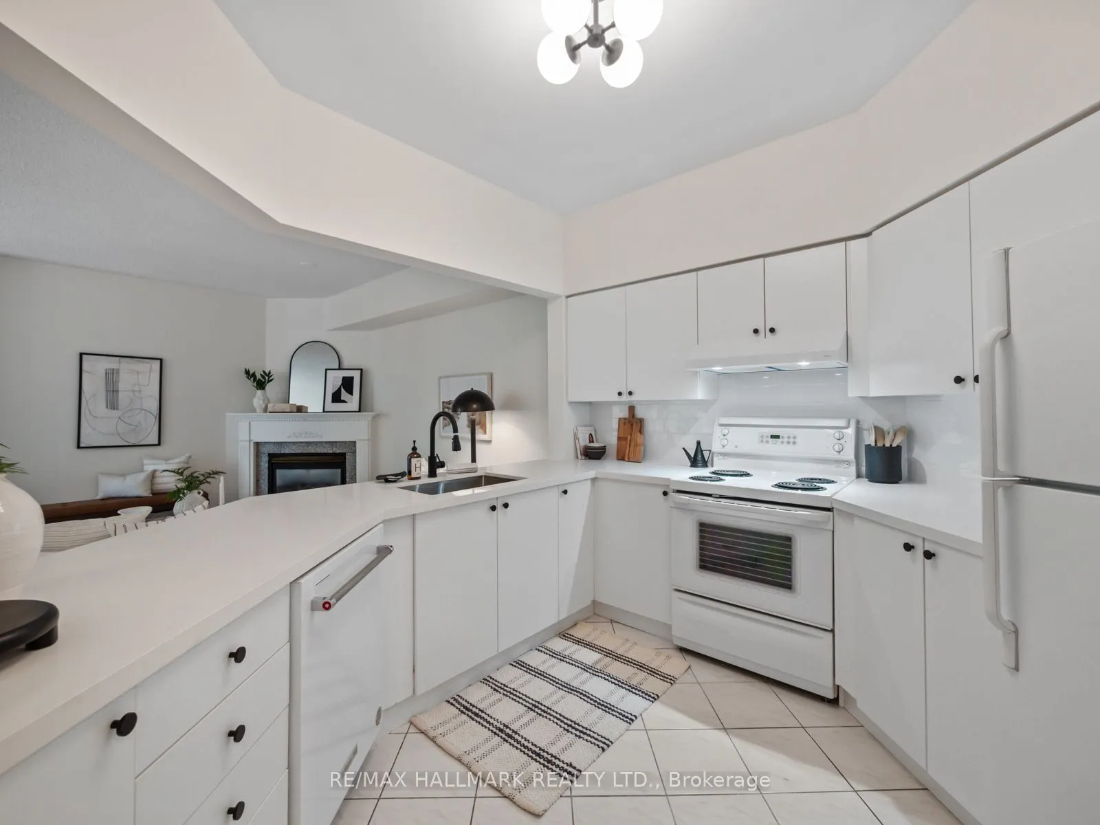 211 Randolph Road, #413