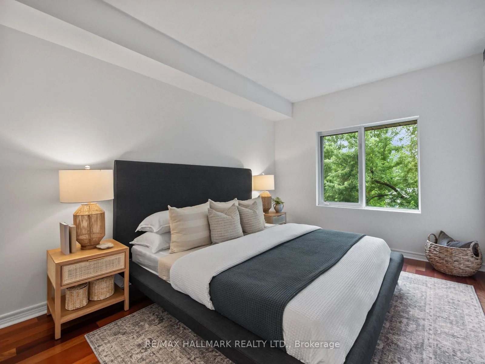 211 Randolph Road, #413