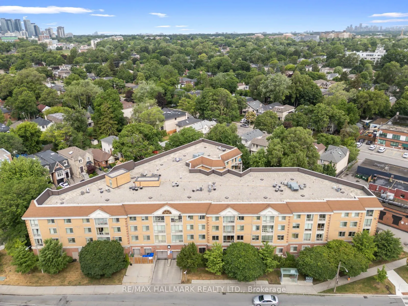 211 Randolph Road, #413
