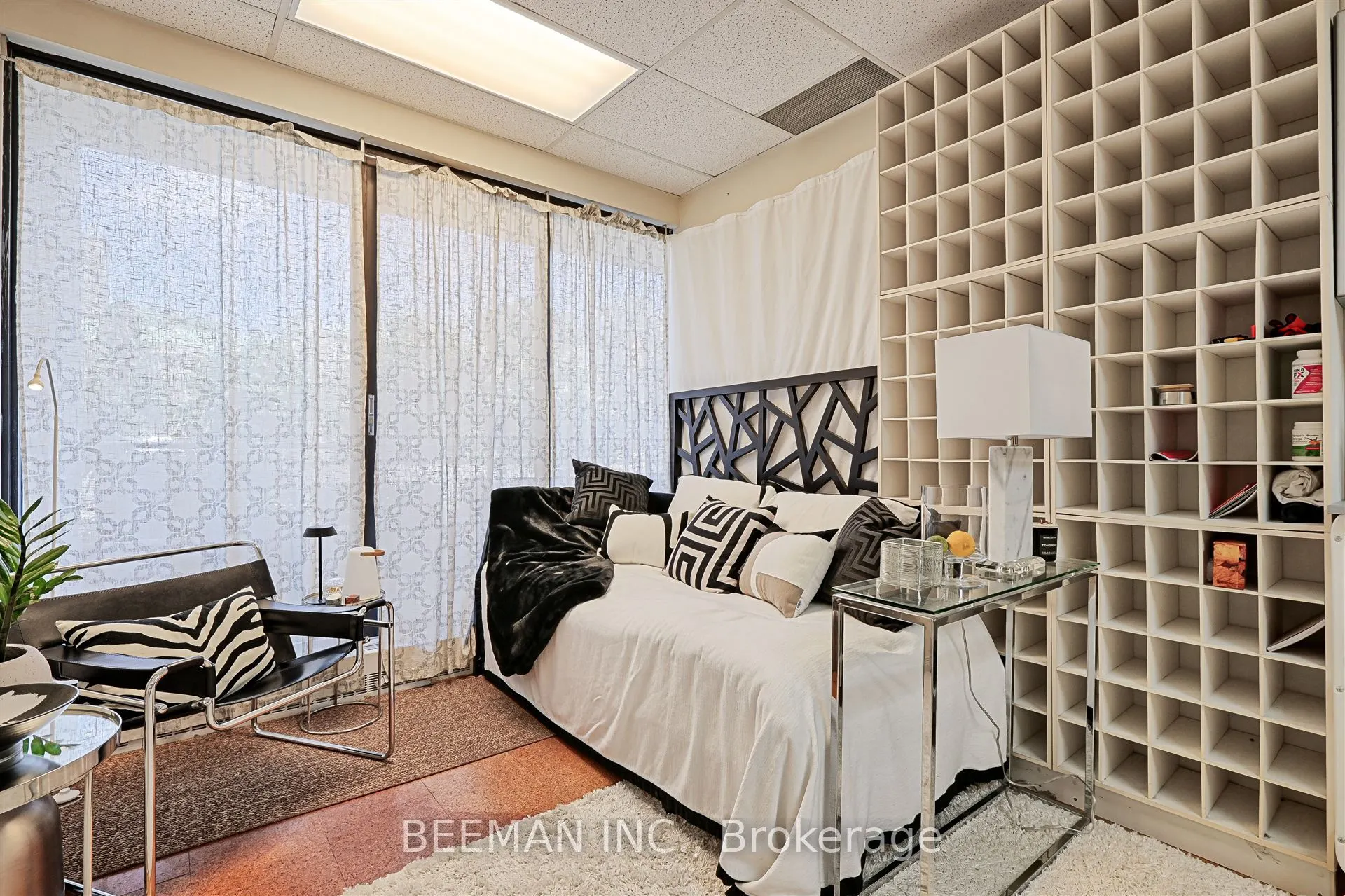 235 St Clair Avenue W, #109