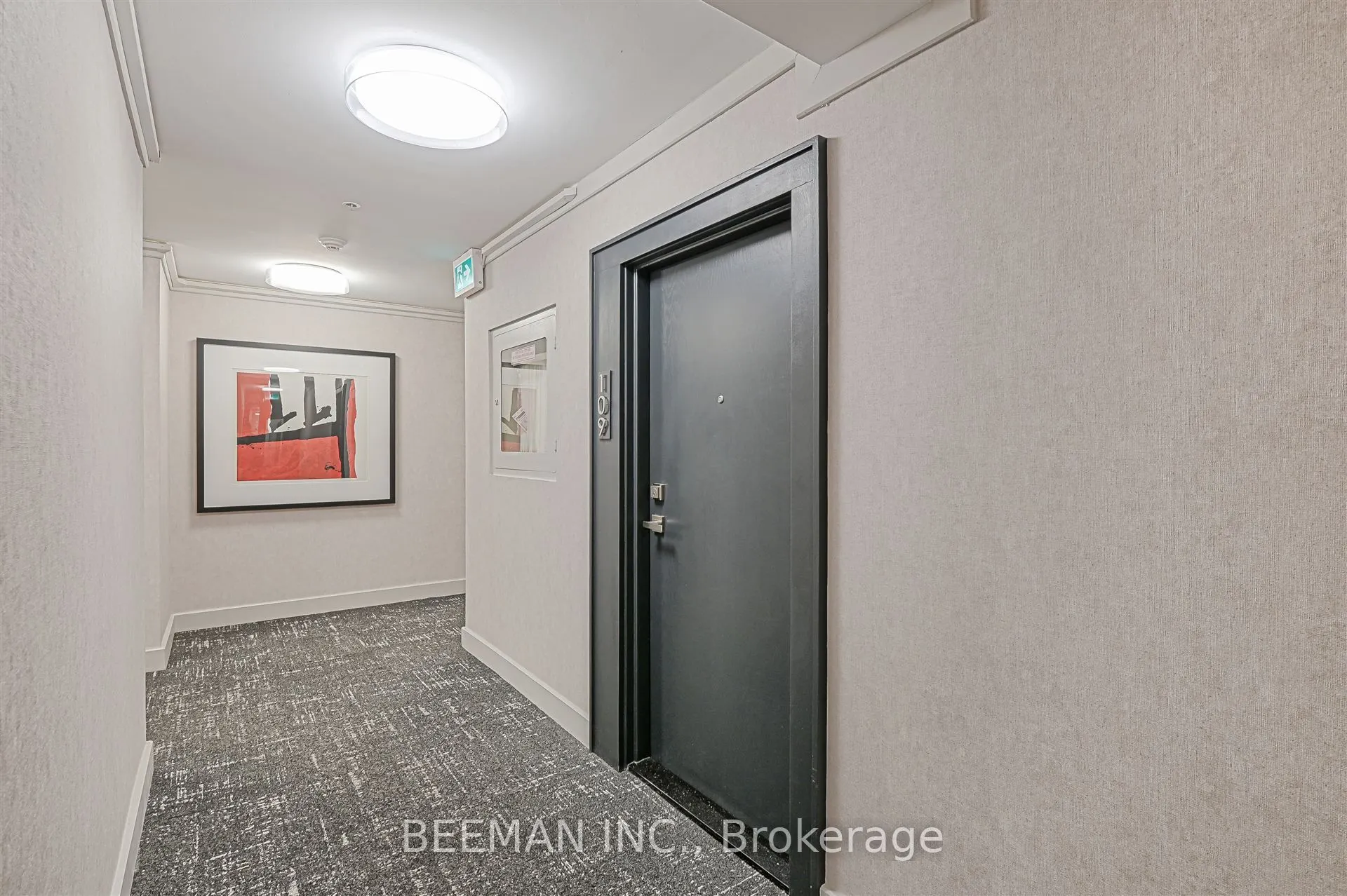 235 St Clair Avenue W, #109